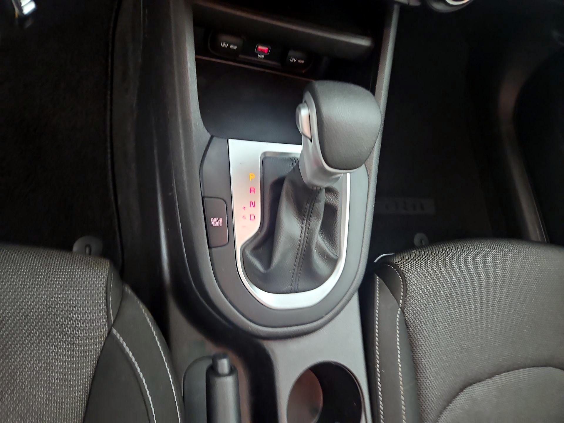 Thumbnail: 2023 Kia Forte - 17