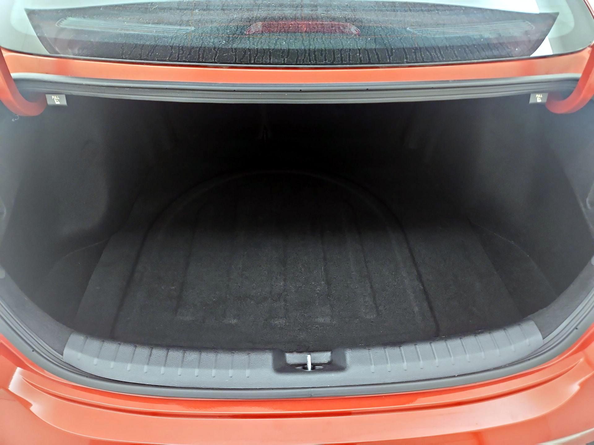 Thumbnail: 2023 Kia Forte - 20