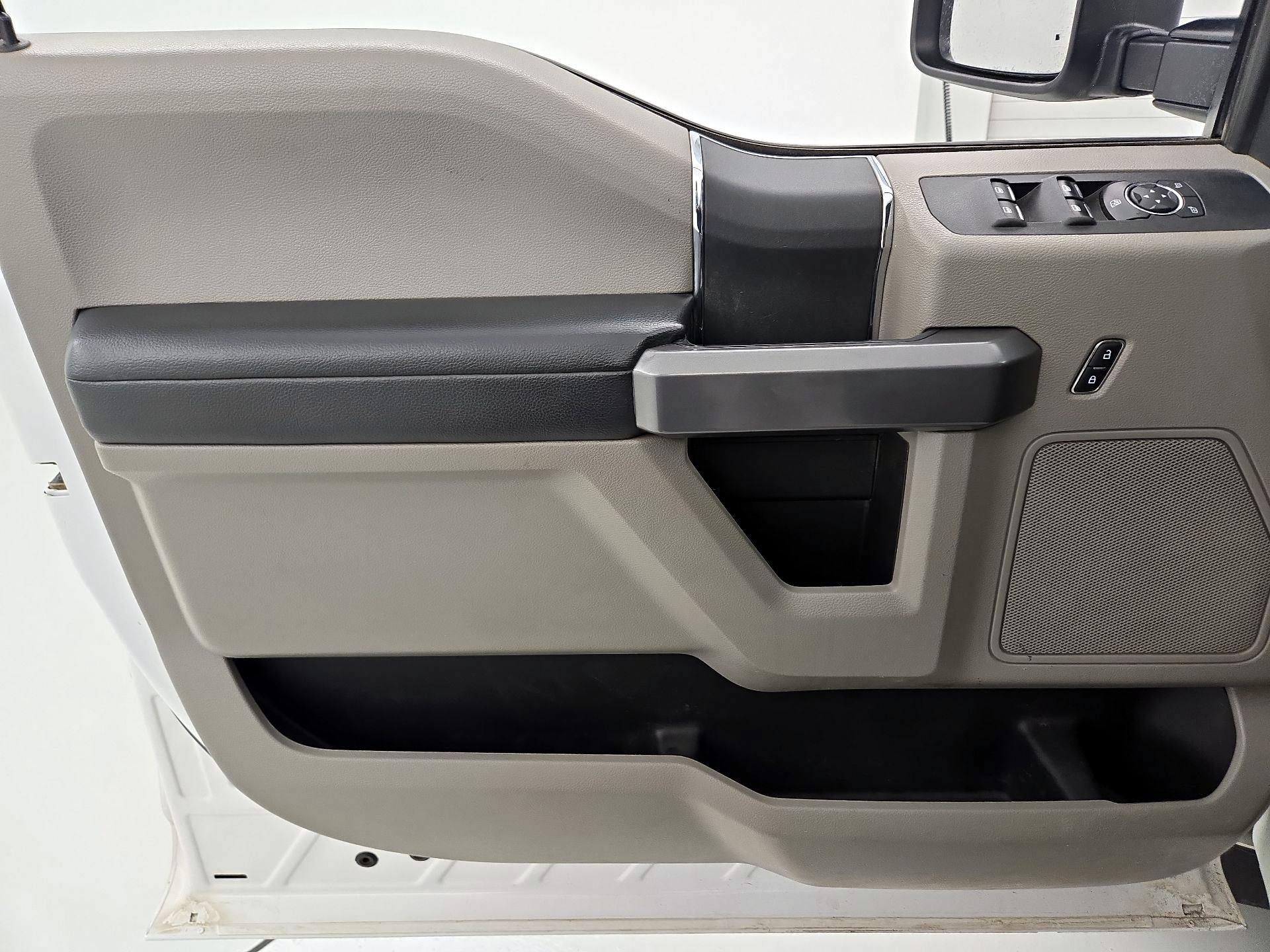 Thumbnail: 2020 Ford F-250 - 12