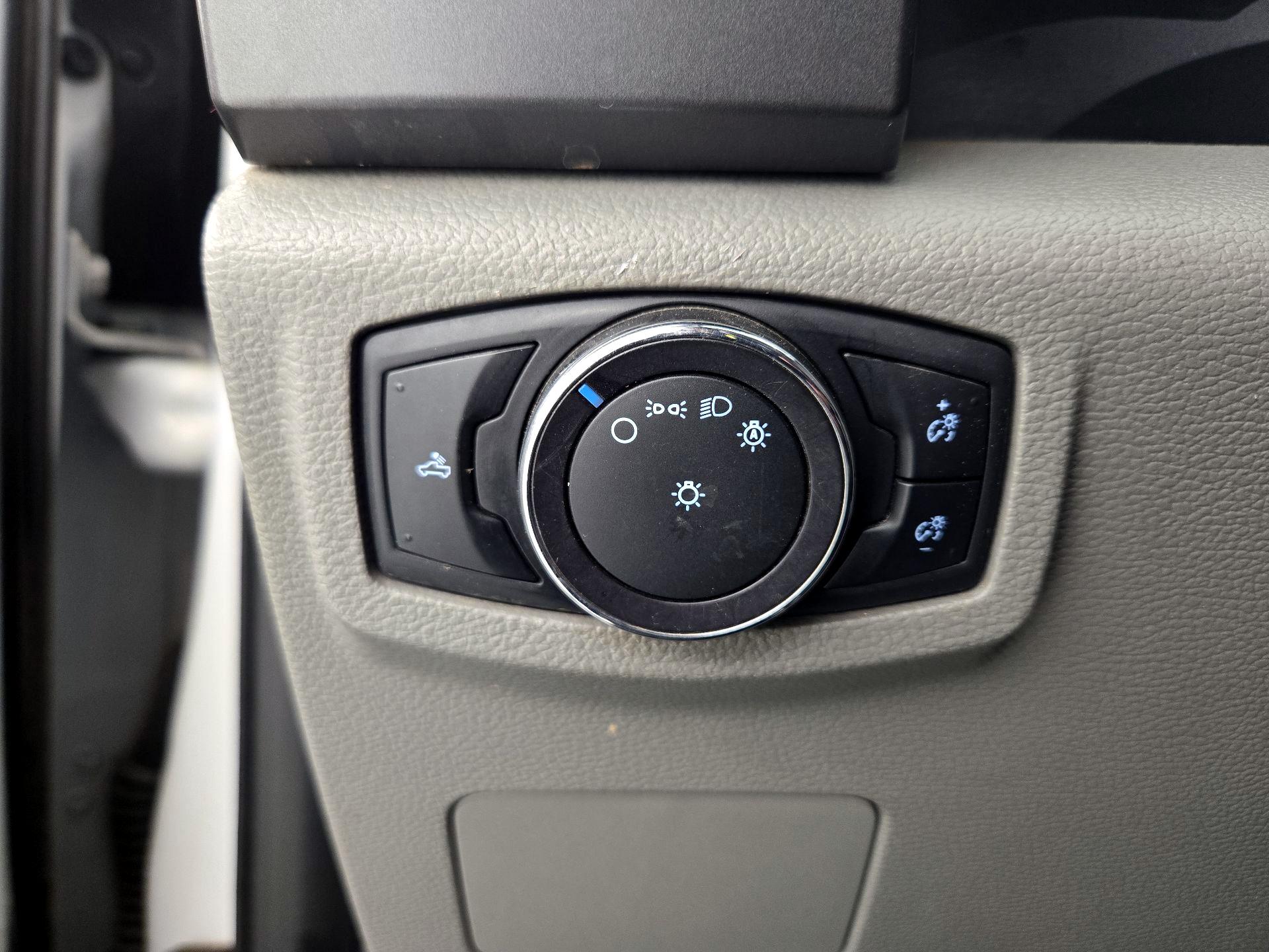 Thumbnail: 2020 Ford F-250 - 13