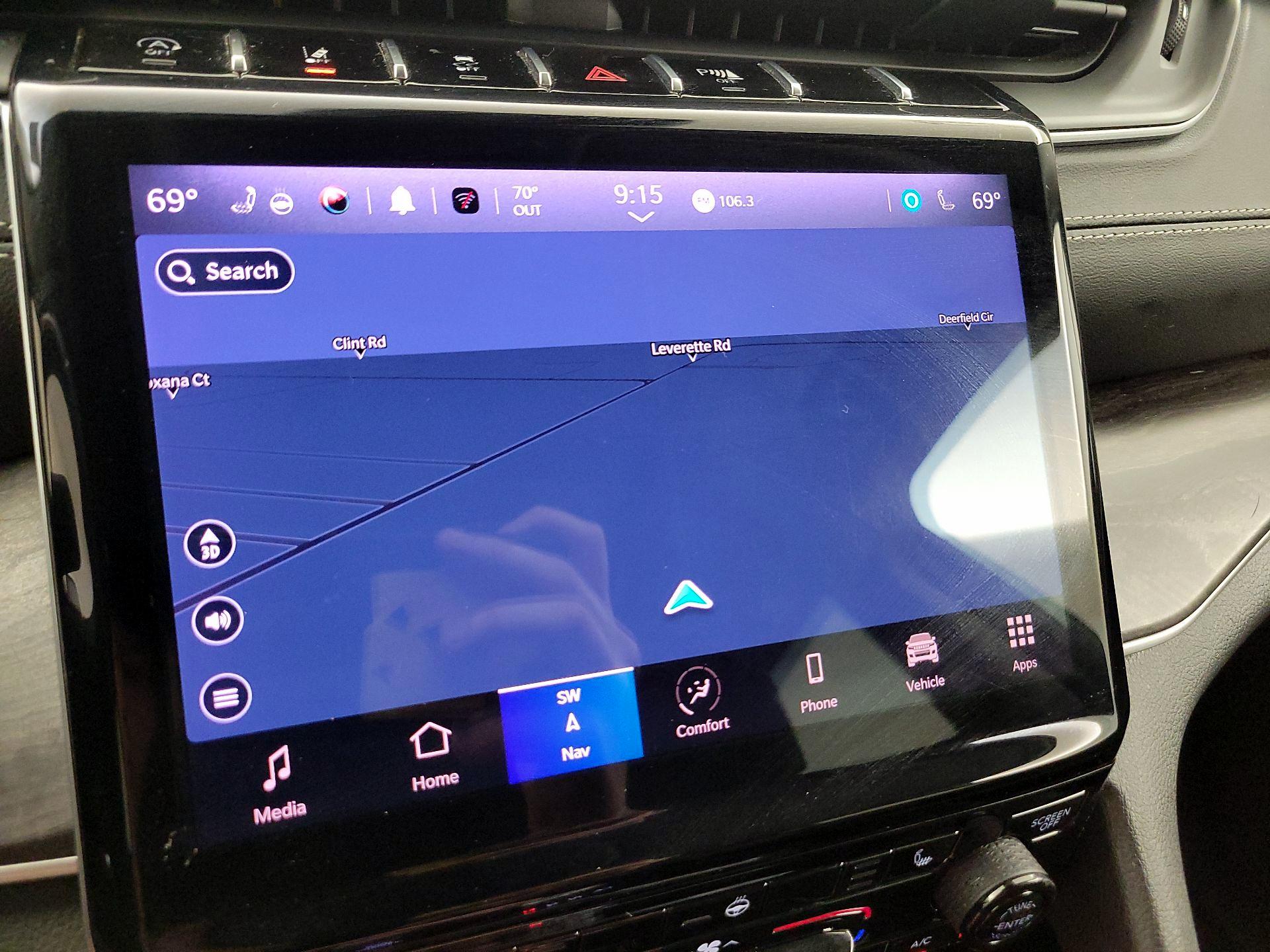 Thumbnail: 2023 Jeep Grand Cherokee - 12