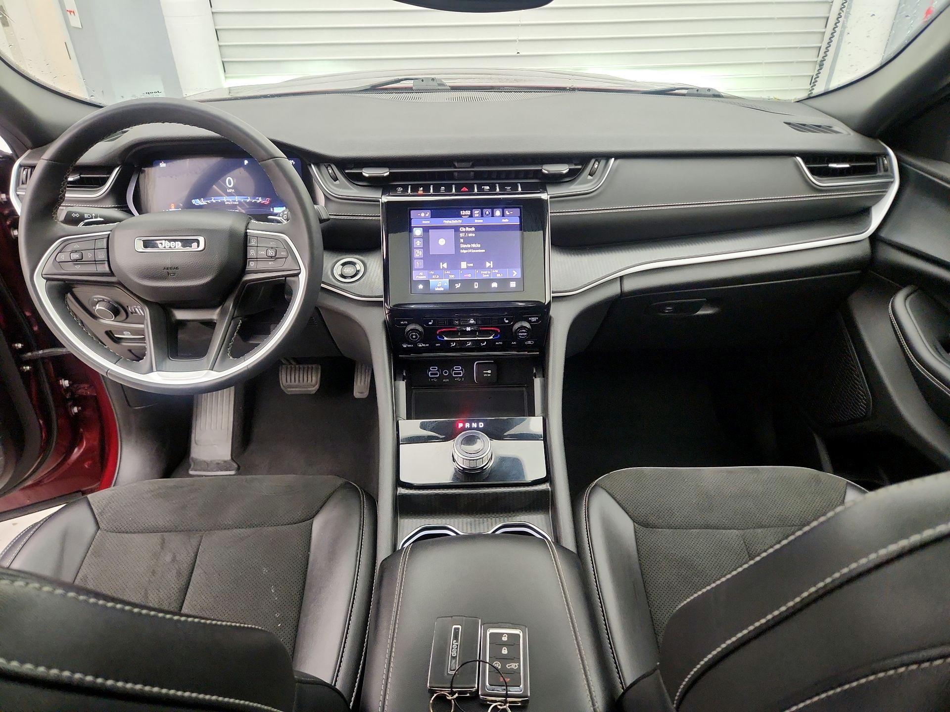 Thumbnail: 2023 Jeep Grand Cherokee - 9