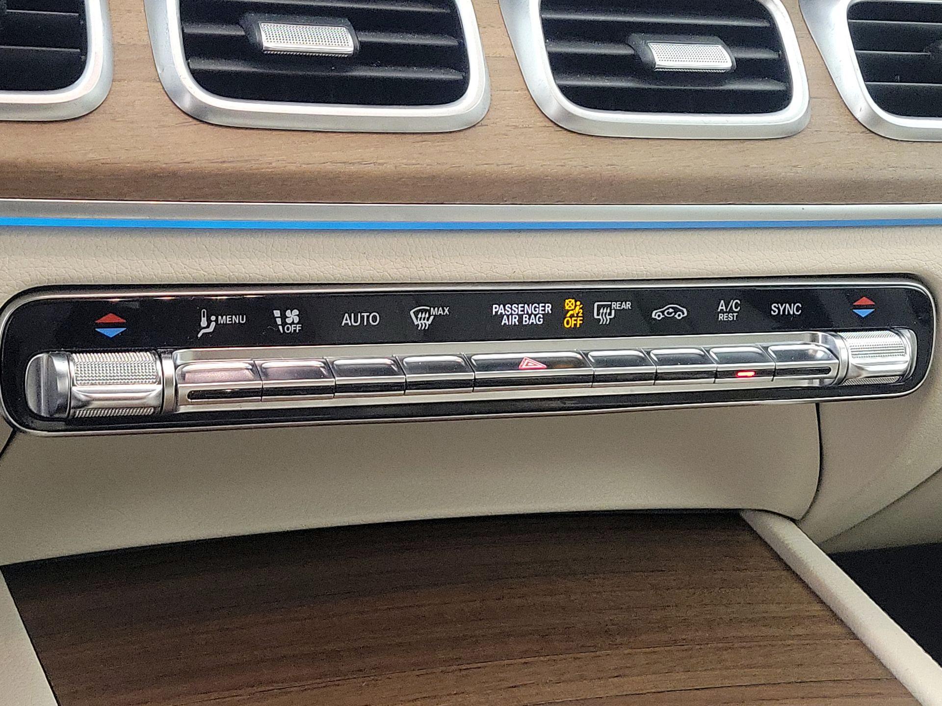 Thumbnail: 2022 Mercedes-Benz GLE - 17