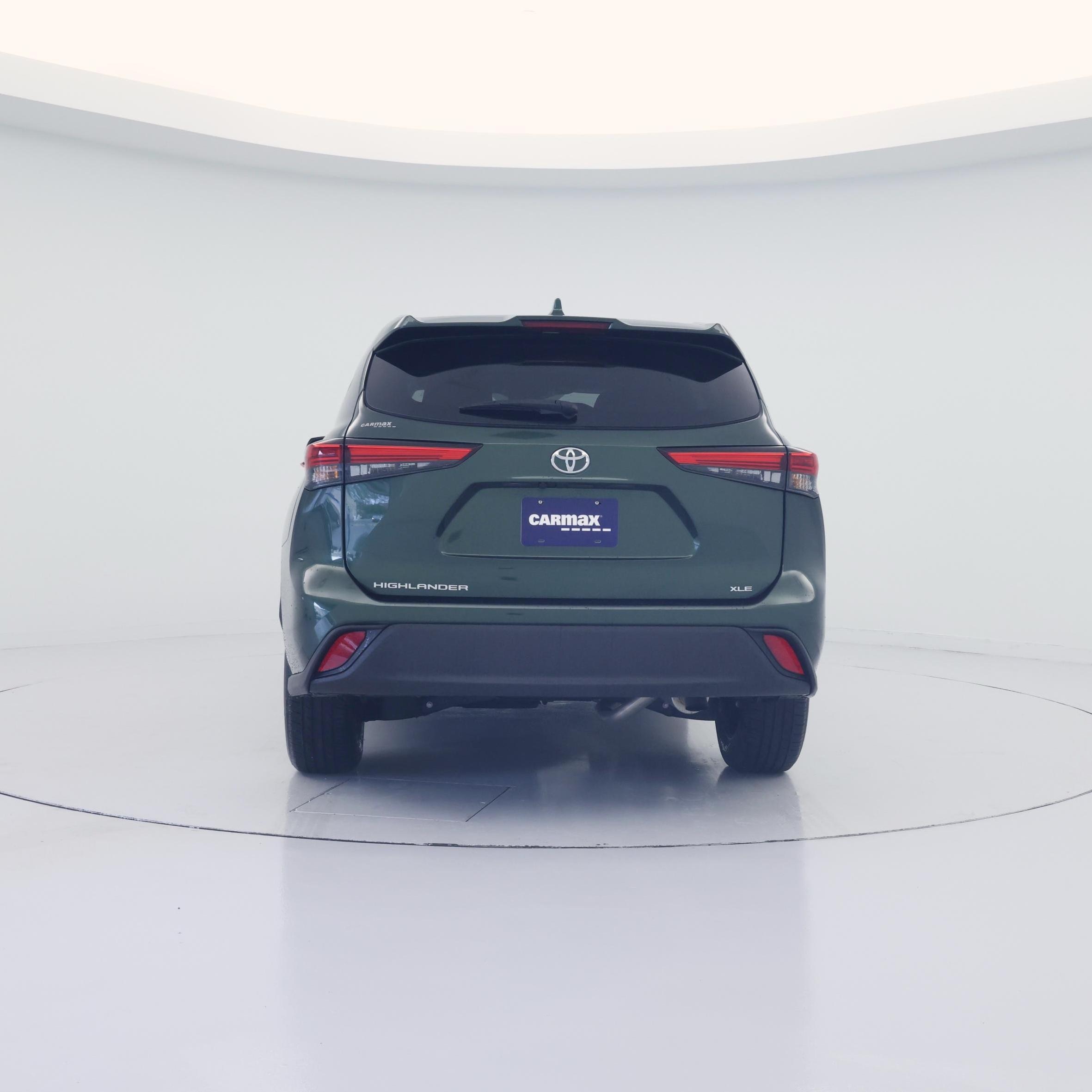 Thumbnail: 2023 Toyota Highlander - 6