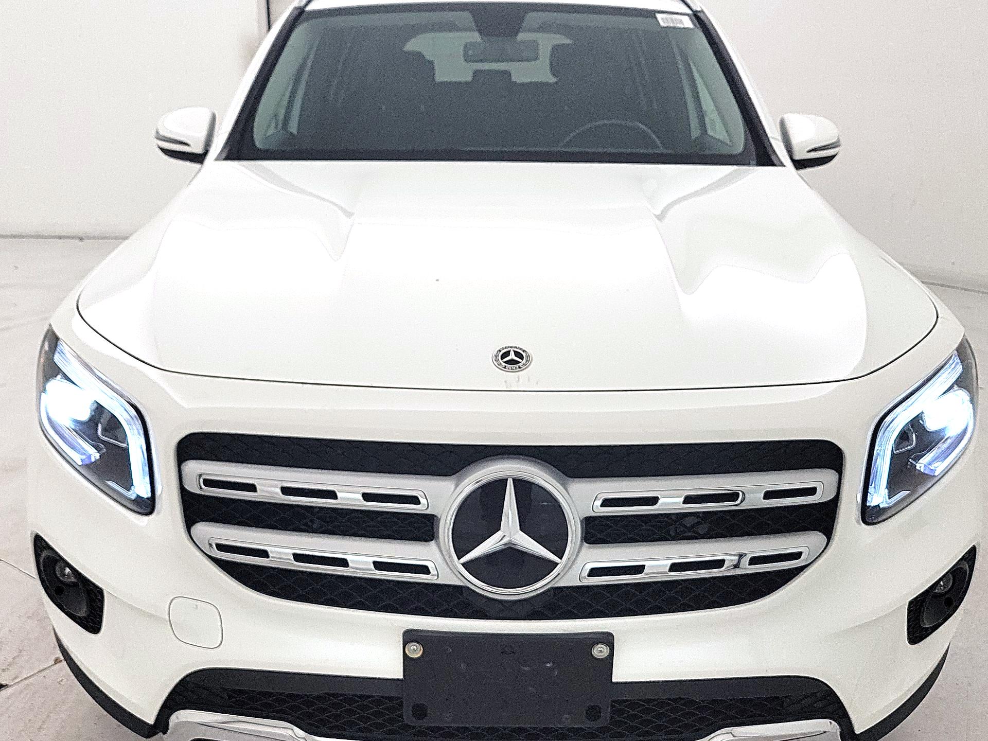 Thumbnail: 2021 Mercedes-Benz GLB - 2