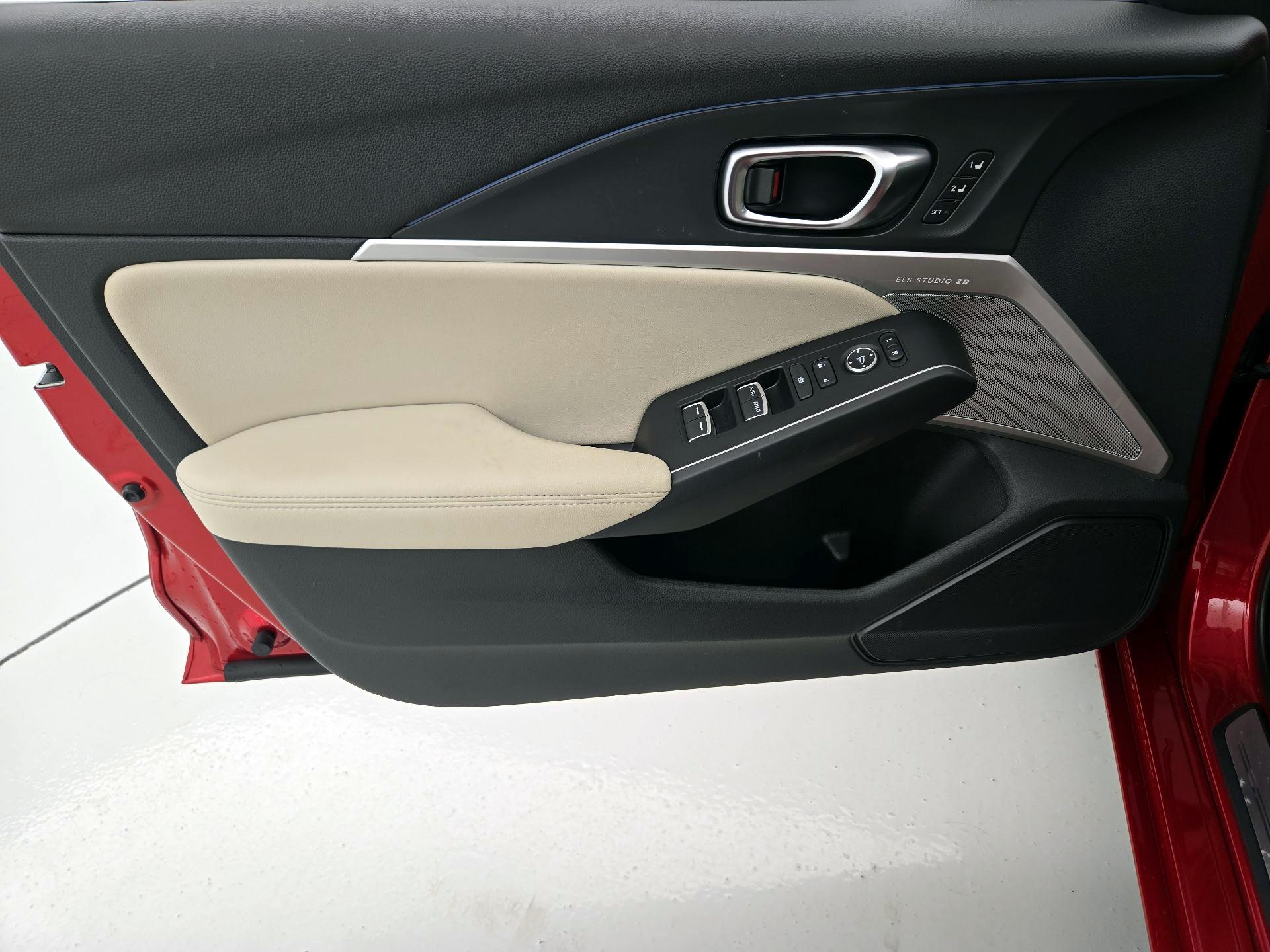 Thumbnail: 2023 Acura Integra - 12