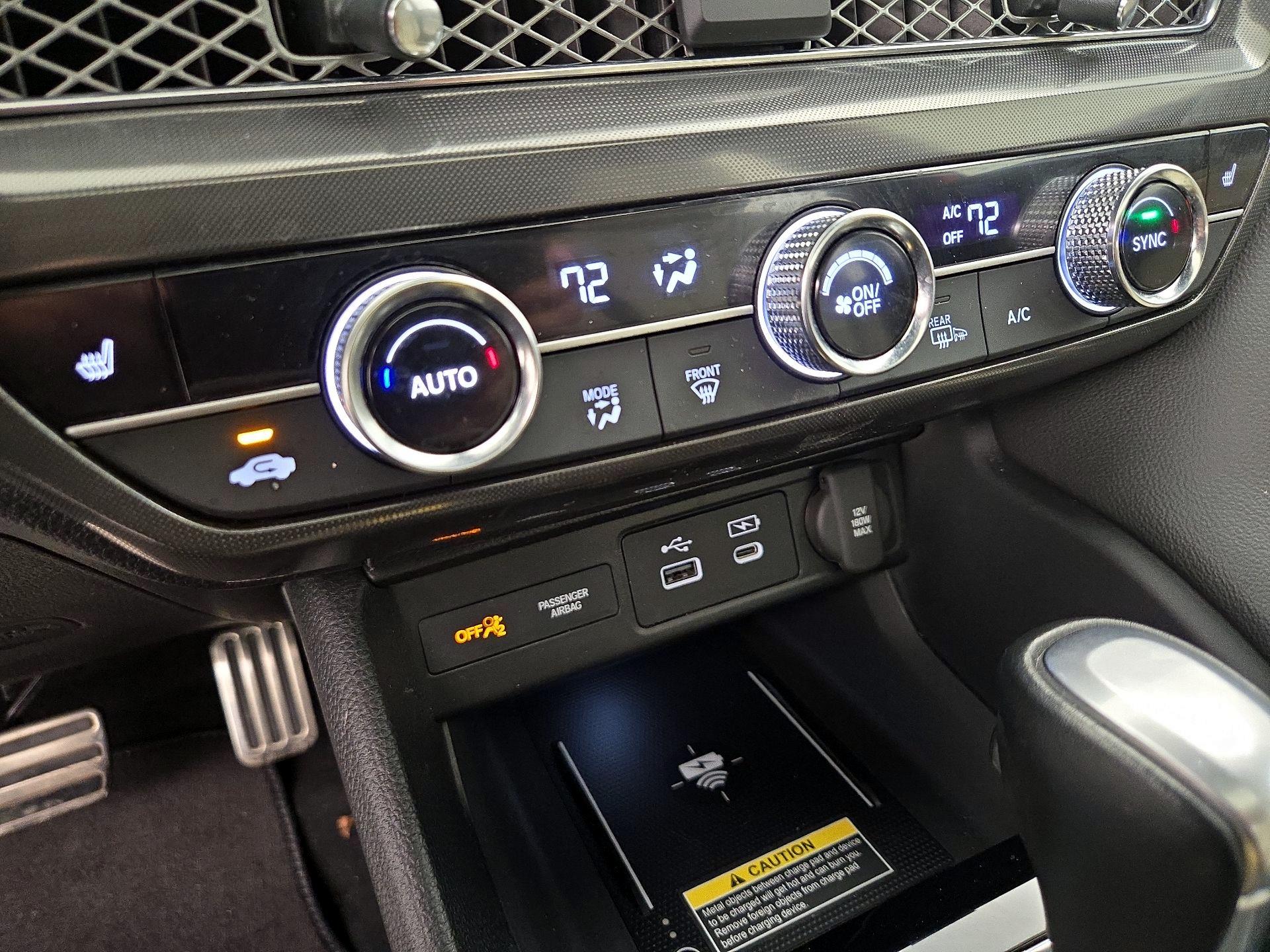 Thumbnail: 2023 Acura Integra - 16