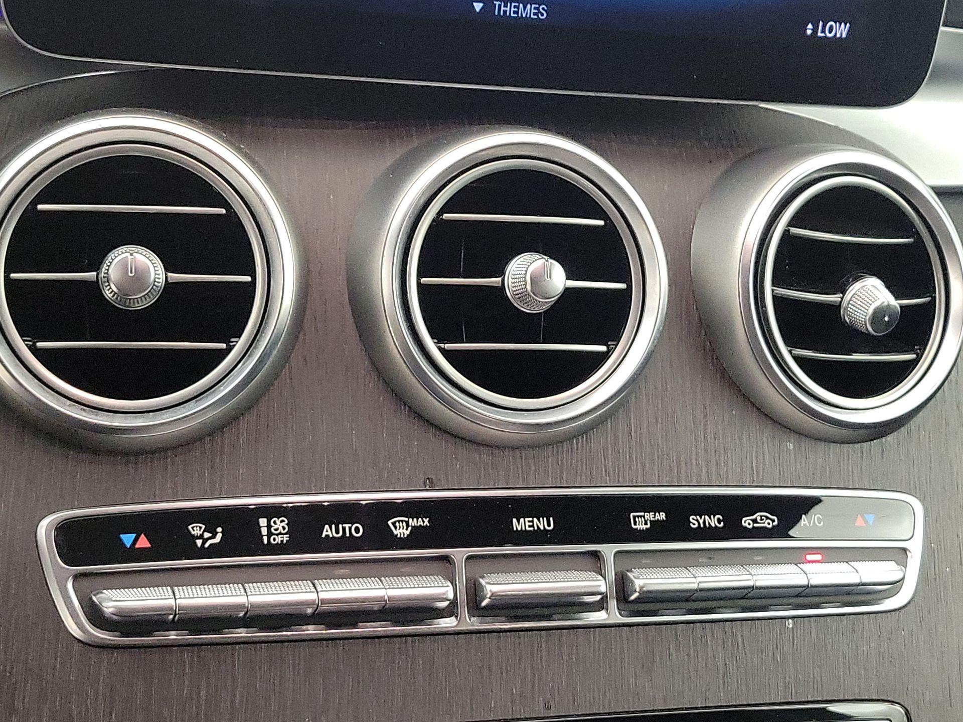 Thumbnail: 2020 Mercedes-Benz GLC - 16