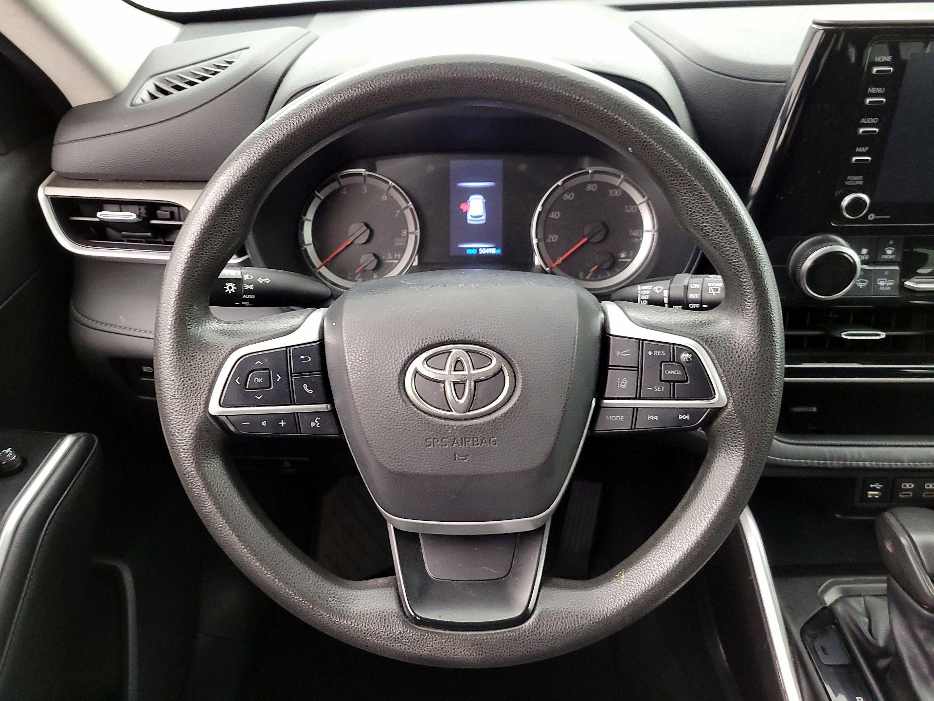 Thumbnail: 2022 Toyota Highlander - 10