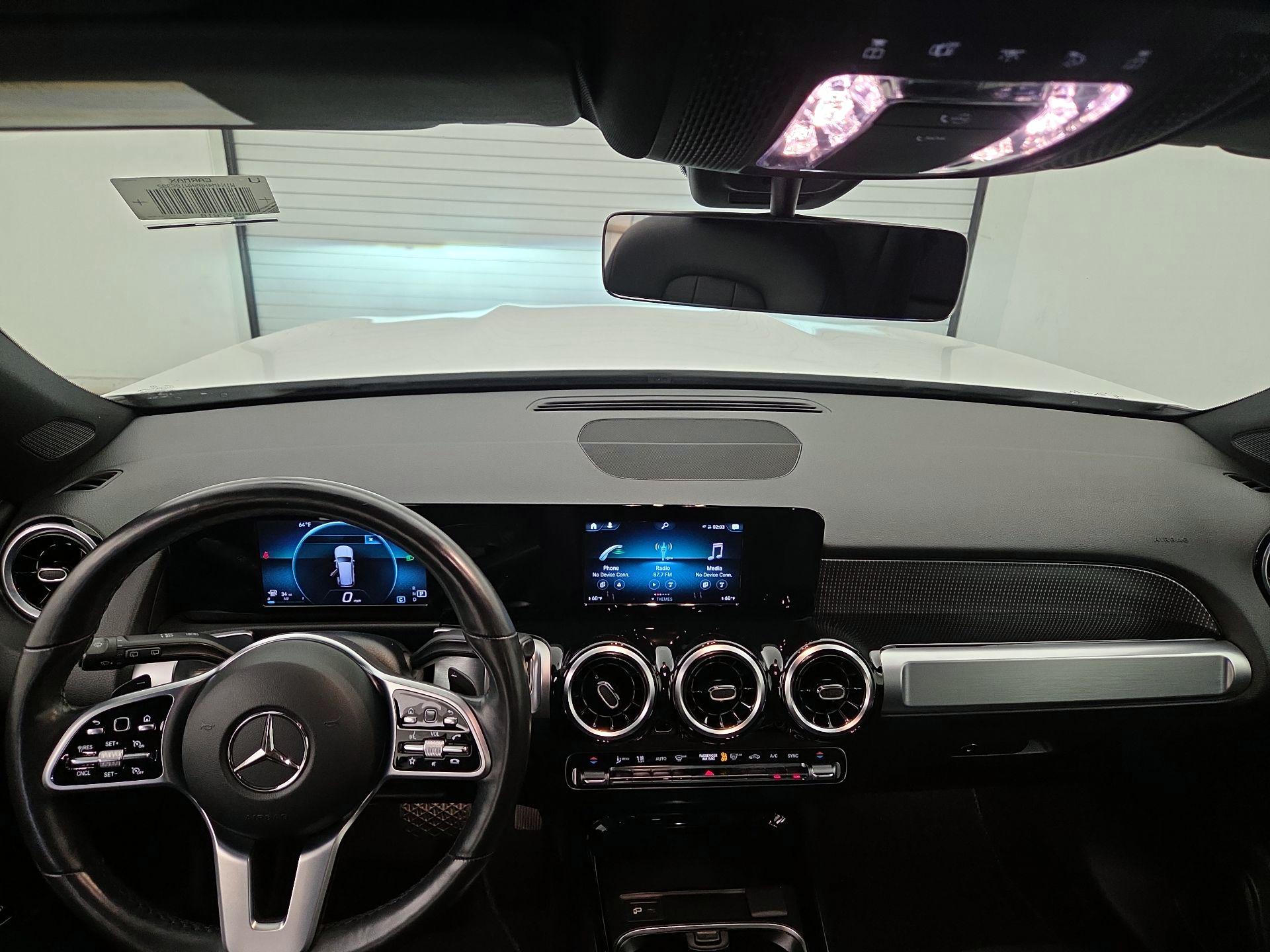 Thumbnail: 2022 Mercedes-Benz GLB - 9