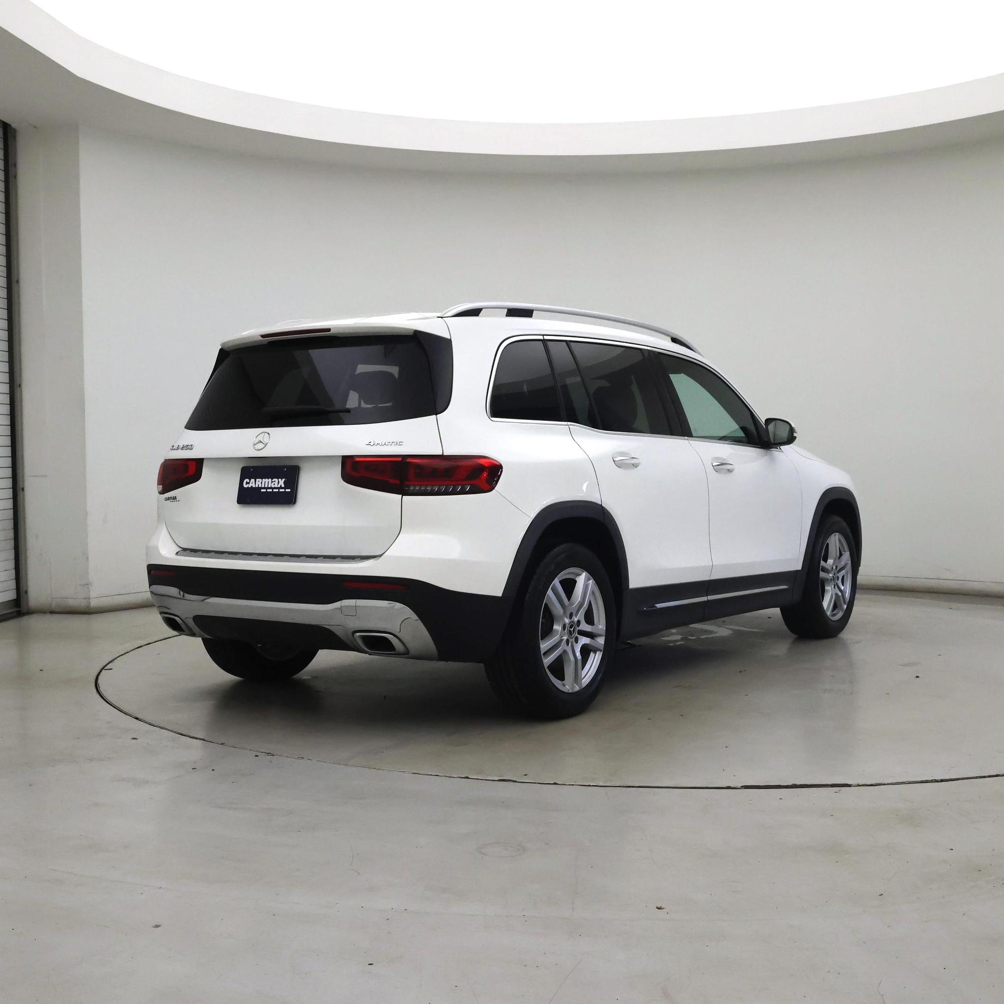 Thumbnail: 2022 Mercedes-Benz GLB - 8