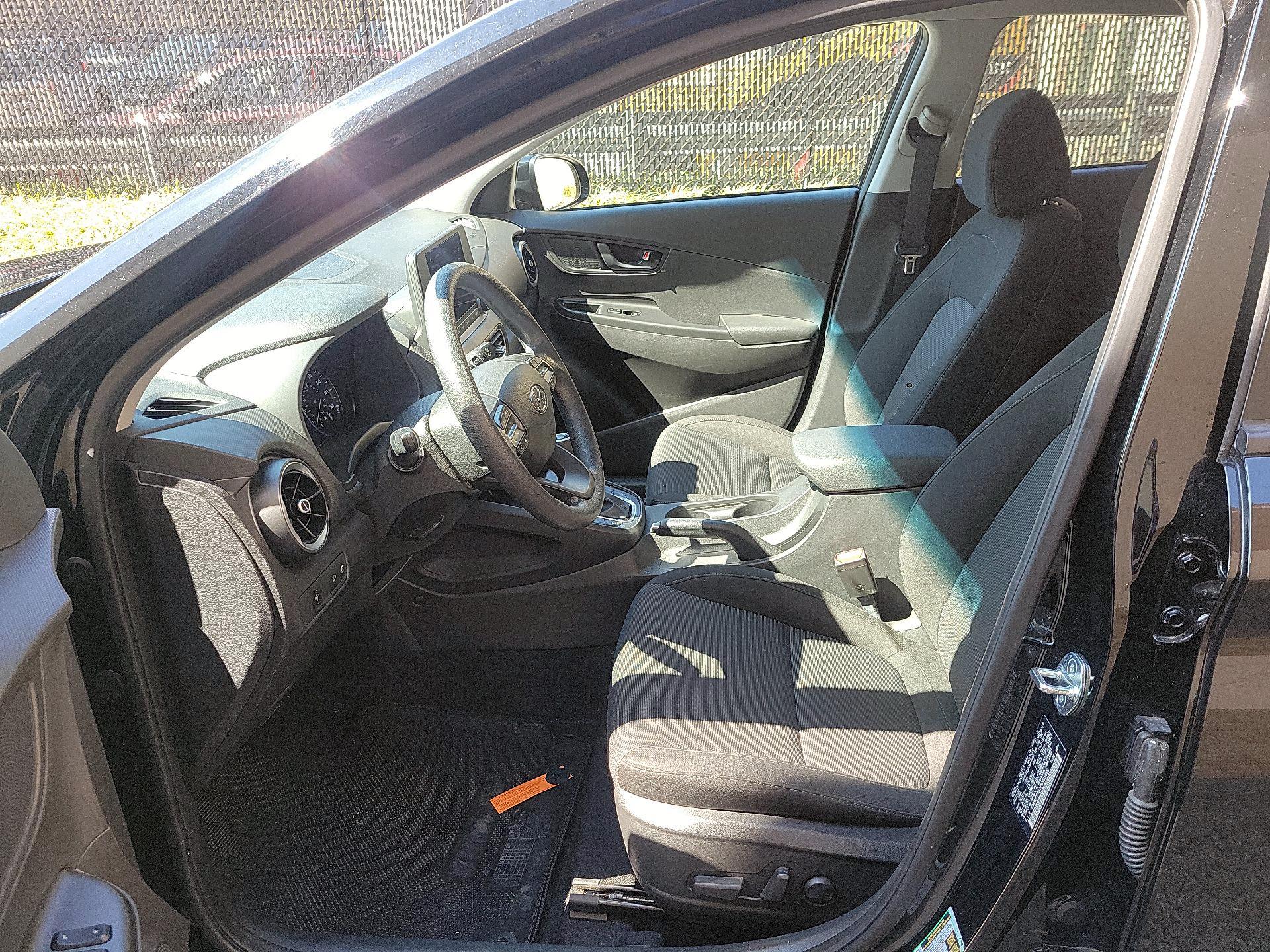 Thumbnail: 2023 Hyundai Kona - 9