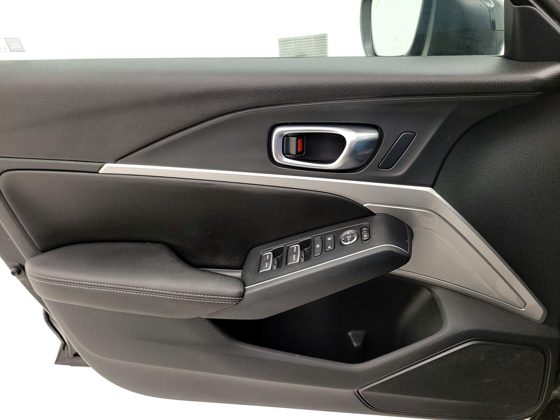 Thumbnail: 2023 Acura Integra - 10