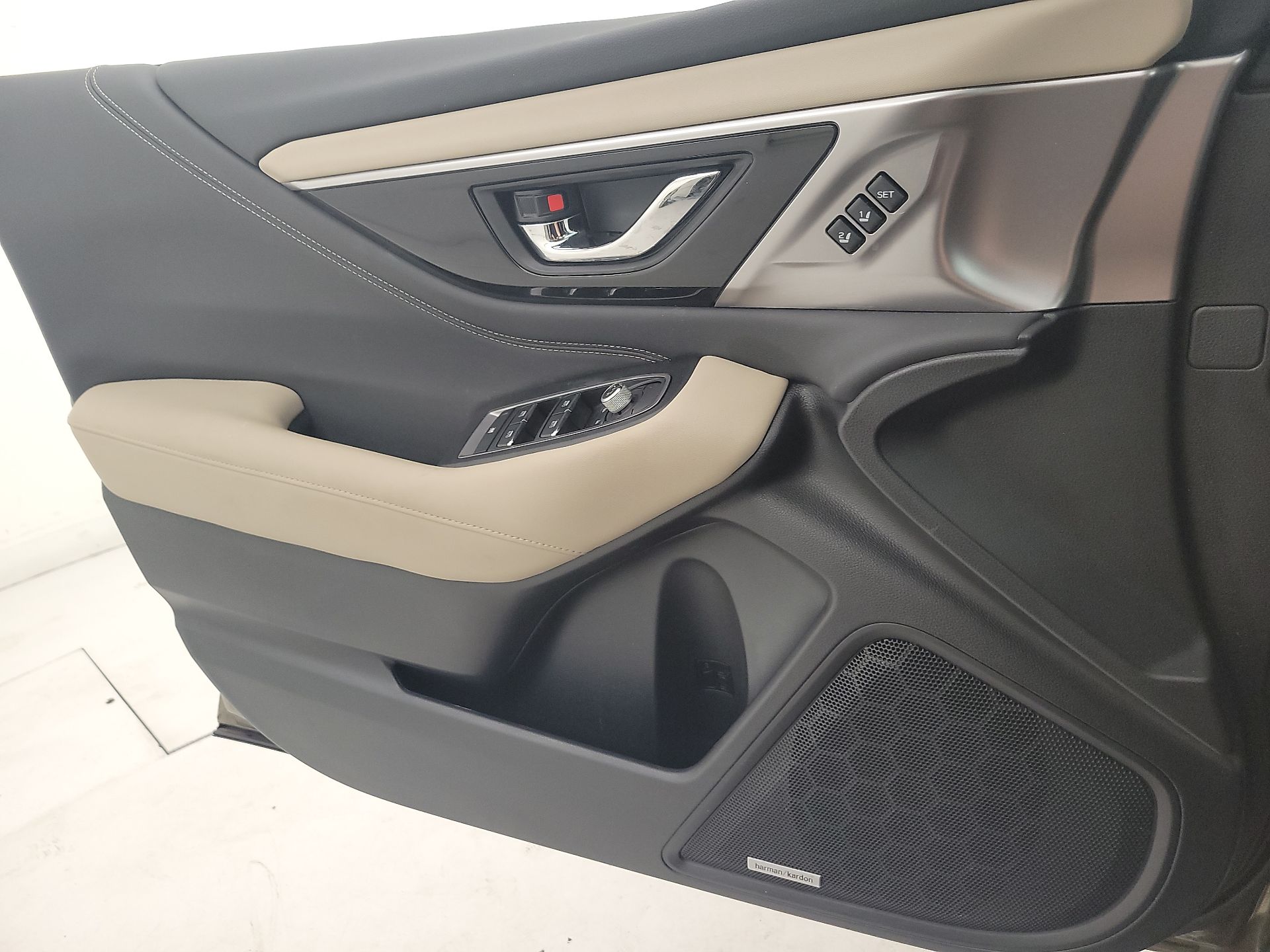 Thumbnail: 2023 Subaru Outback - 10