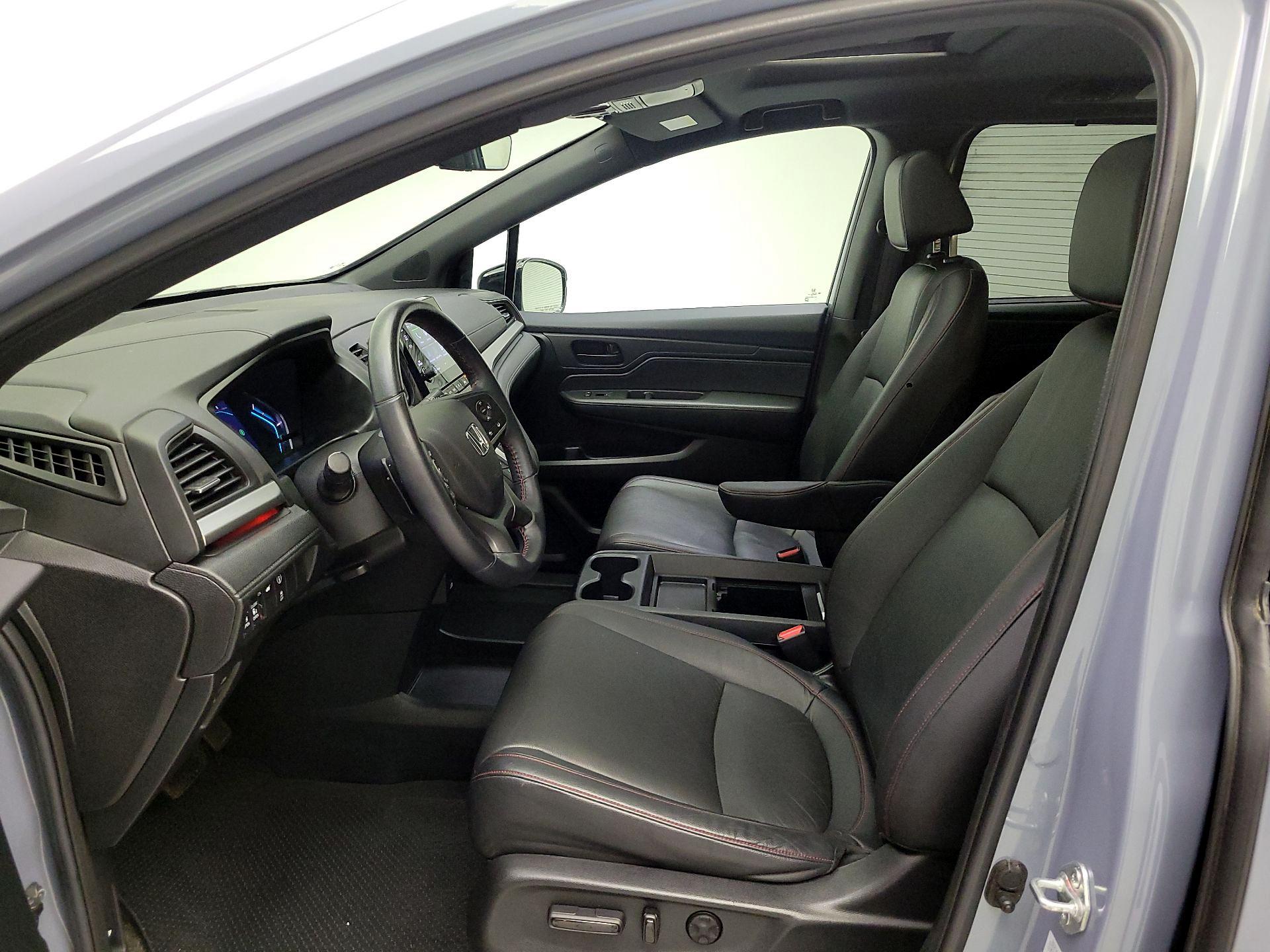 Thumbnail: 2023 Honda Odyssey - 11
