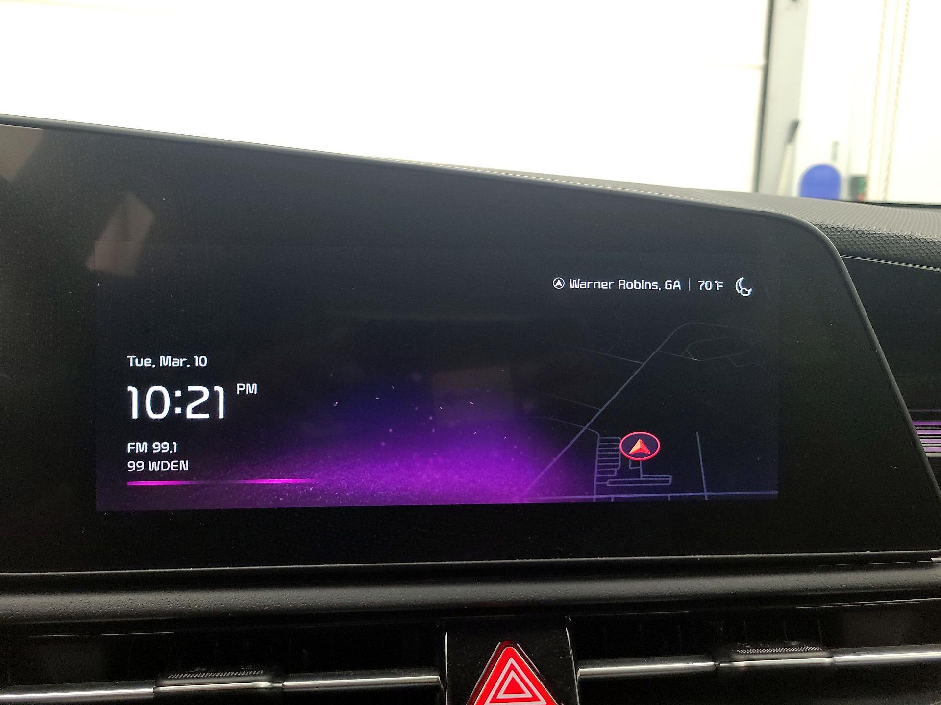 Thumbnail: 2023 Kia Niro - 14