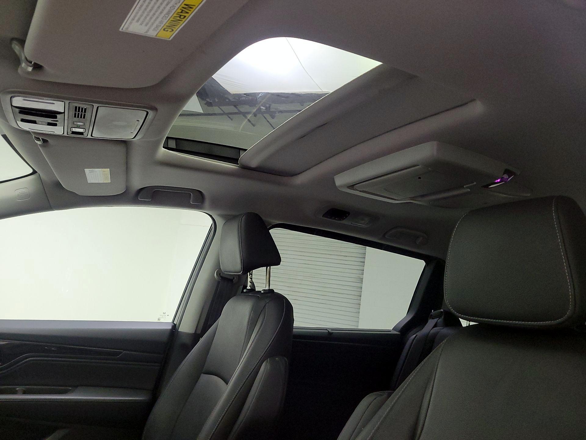 Thumbnail: 2023 Honda Odyssey - 18