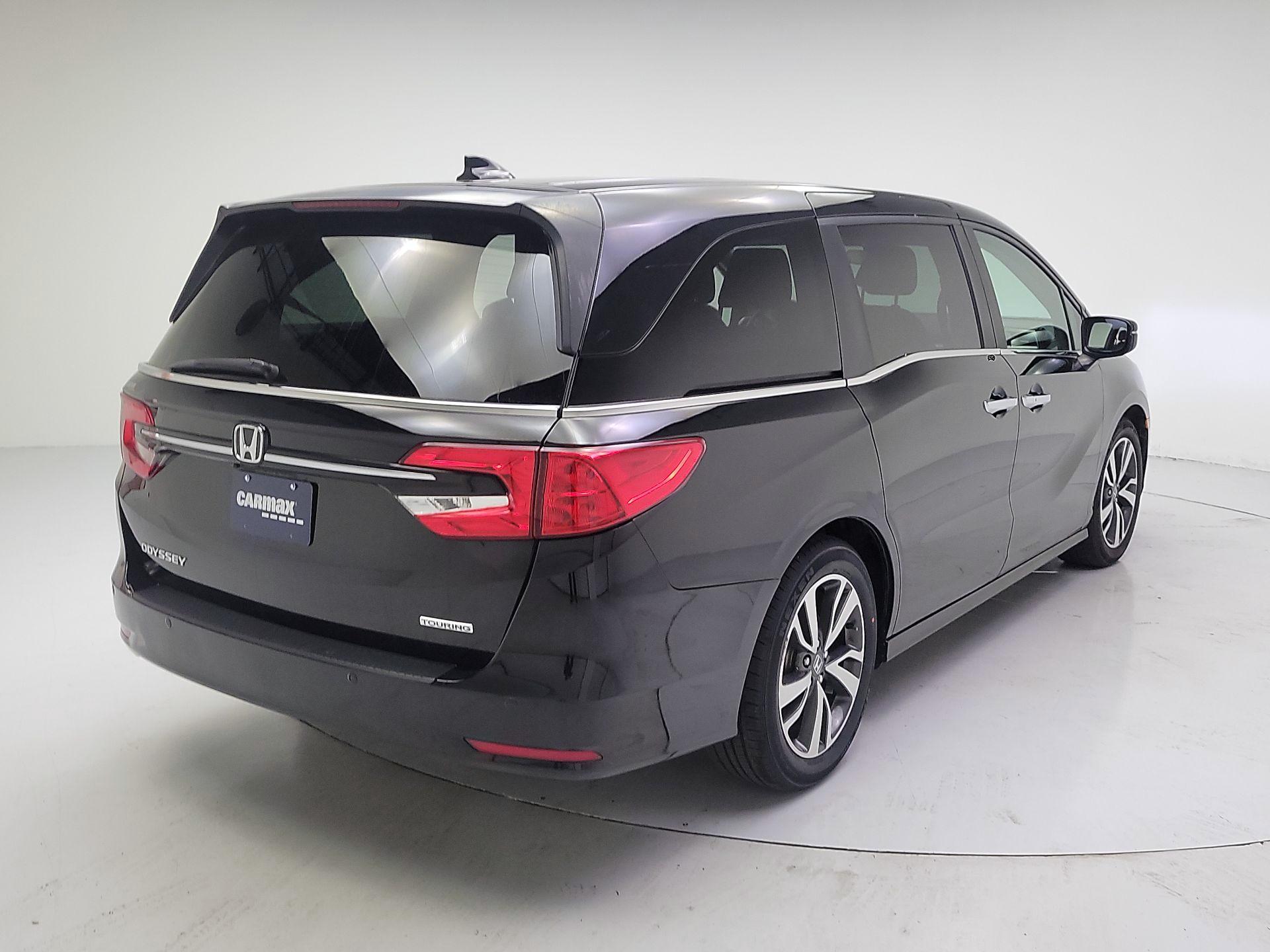 Thumbnail: 2023 Honda Odyssey - 5