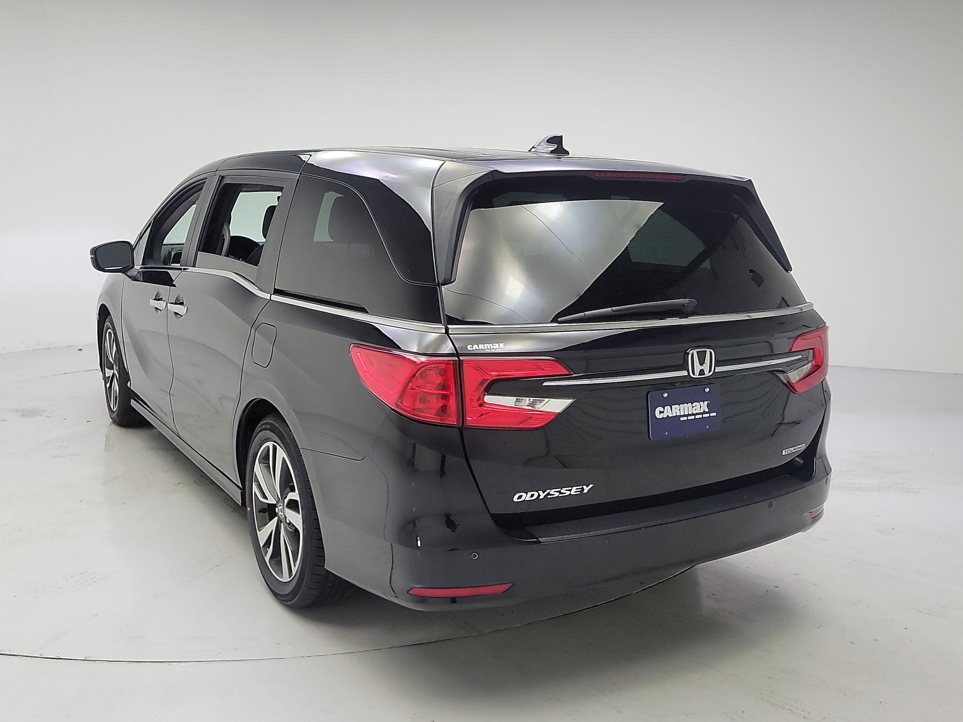 Thumbnail: 2023 Honda Odyssey - 7