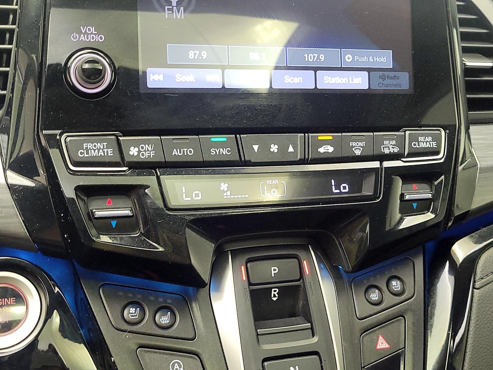 2023 Honda Odyssey Elite - Photo 18