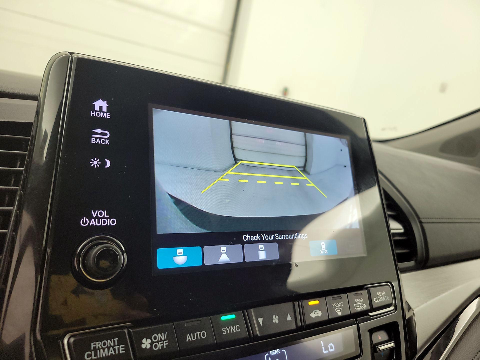 Thumbnail: 2022 Honda Odyssey - 13