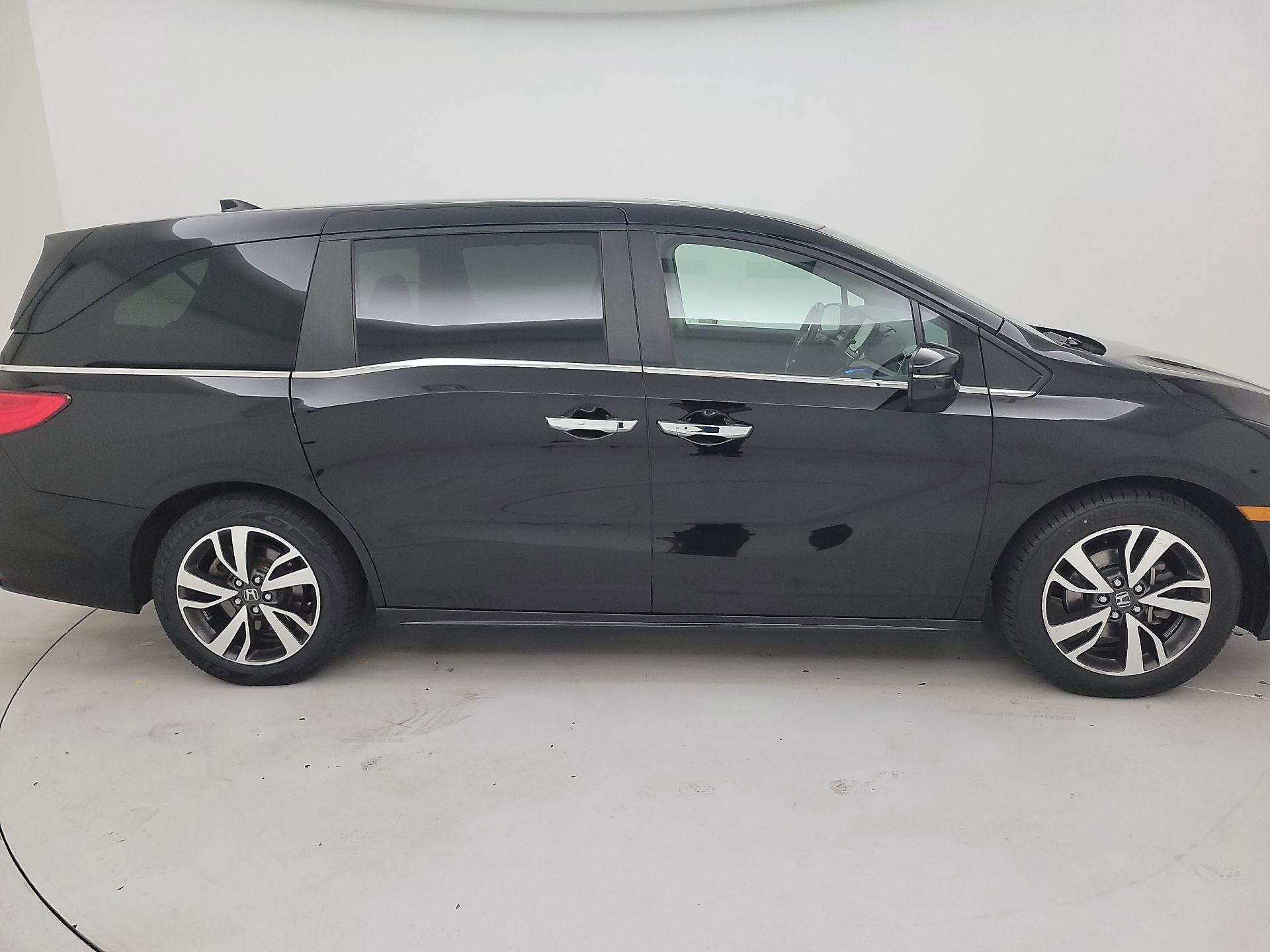 Thumbnail: 2022 Honda Odyssey - 4