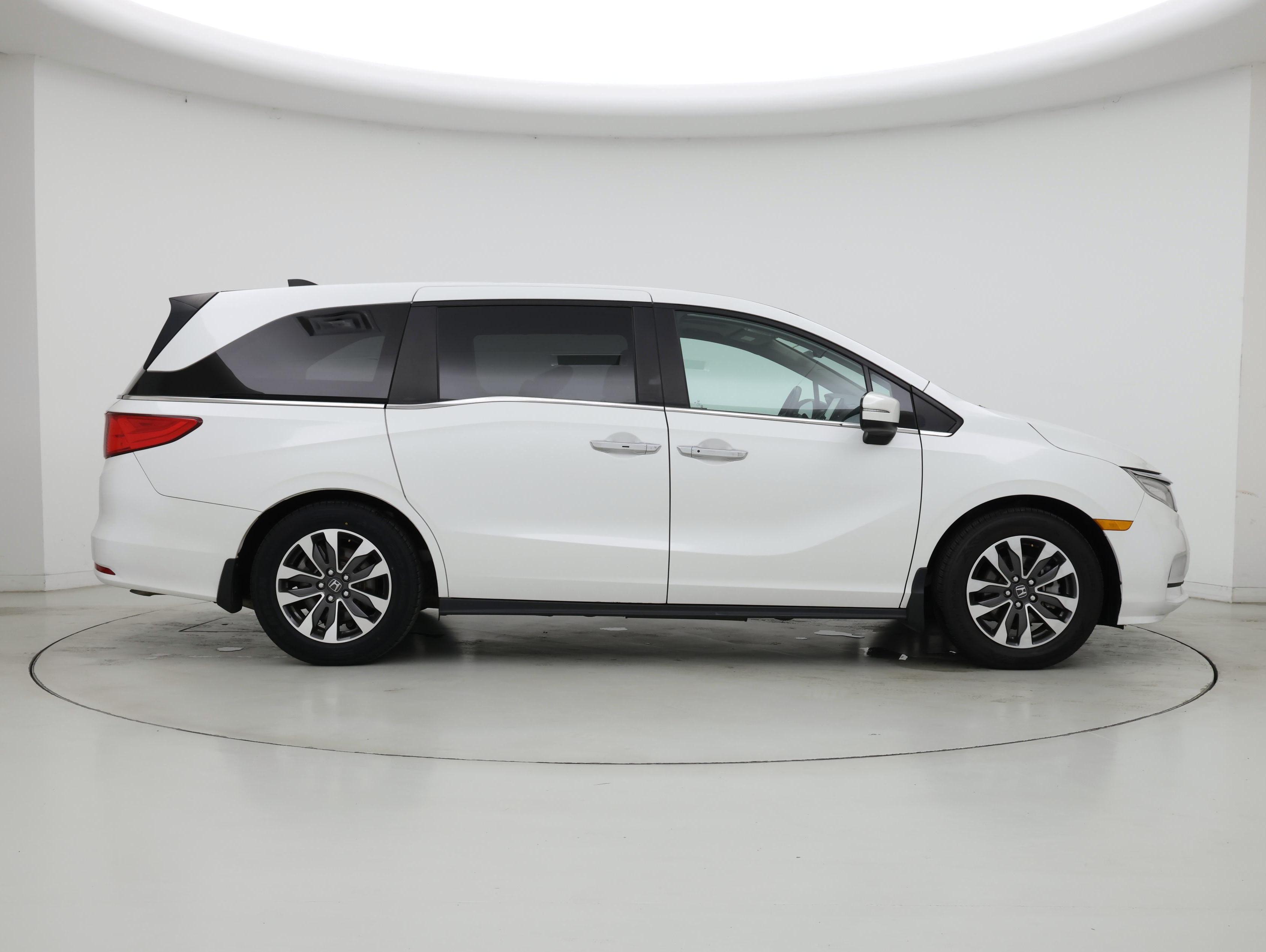 Thumbnail: 2023 Honda Odyssey - 7