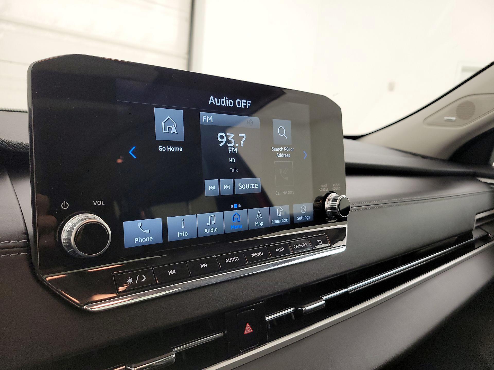 Thumbnail: 2024 Mitsubishi Outlander - 16