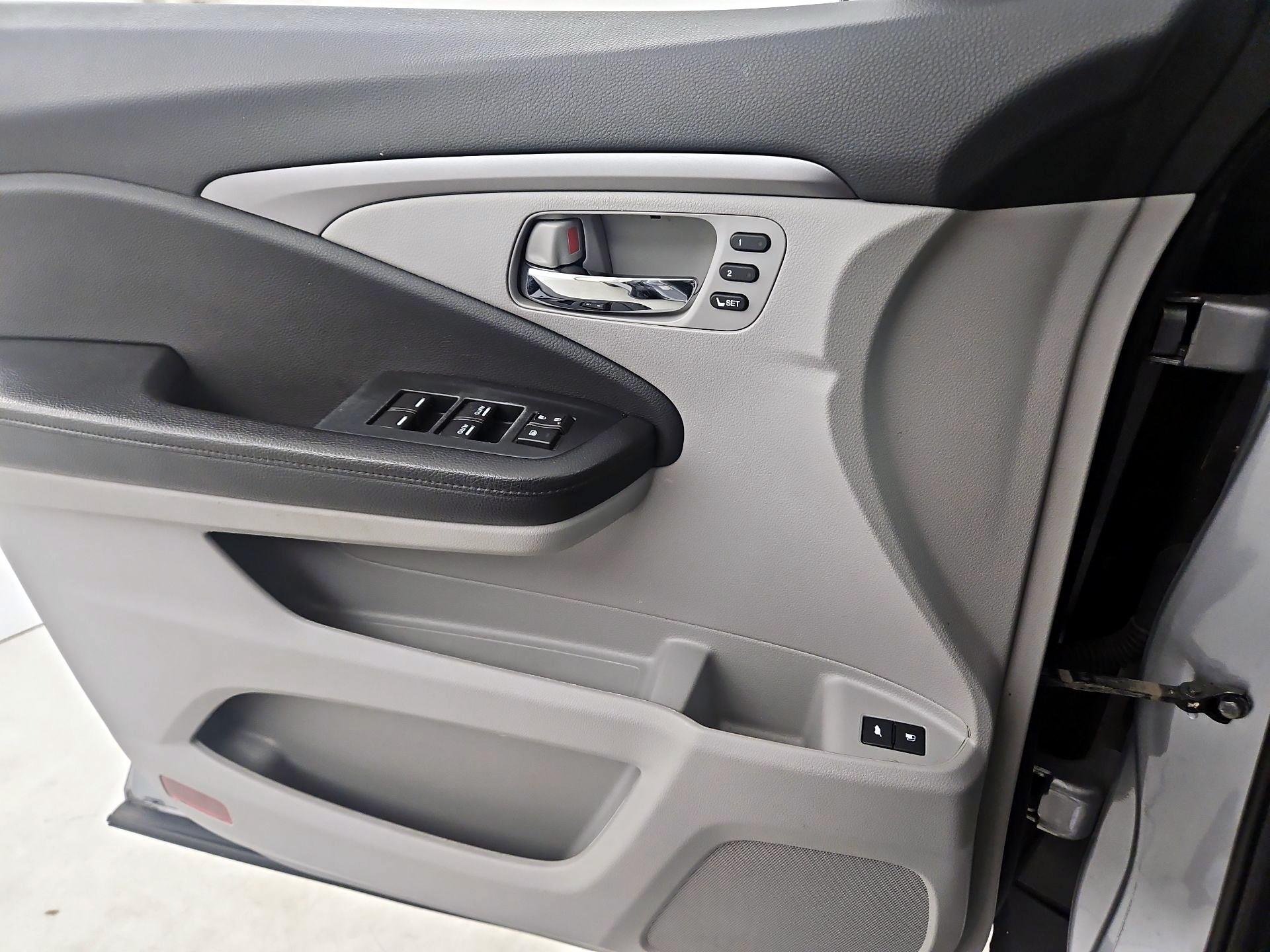 Thumbnail: 2022 Honda Pilot - 12