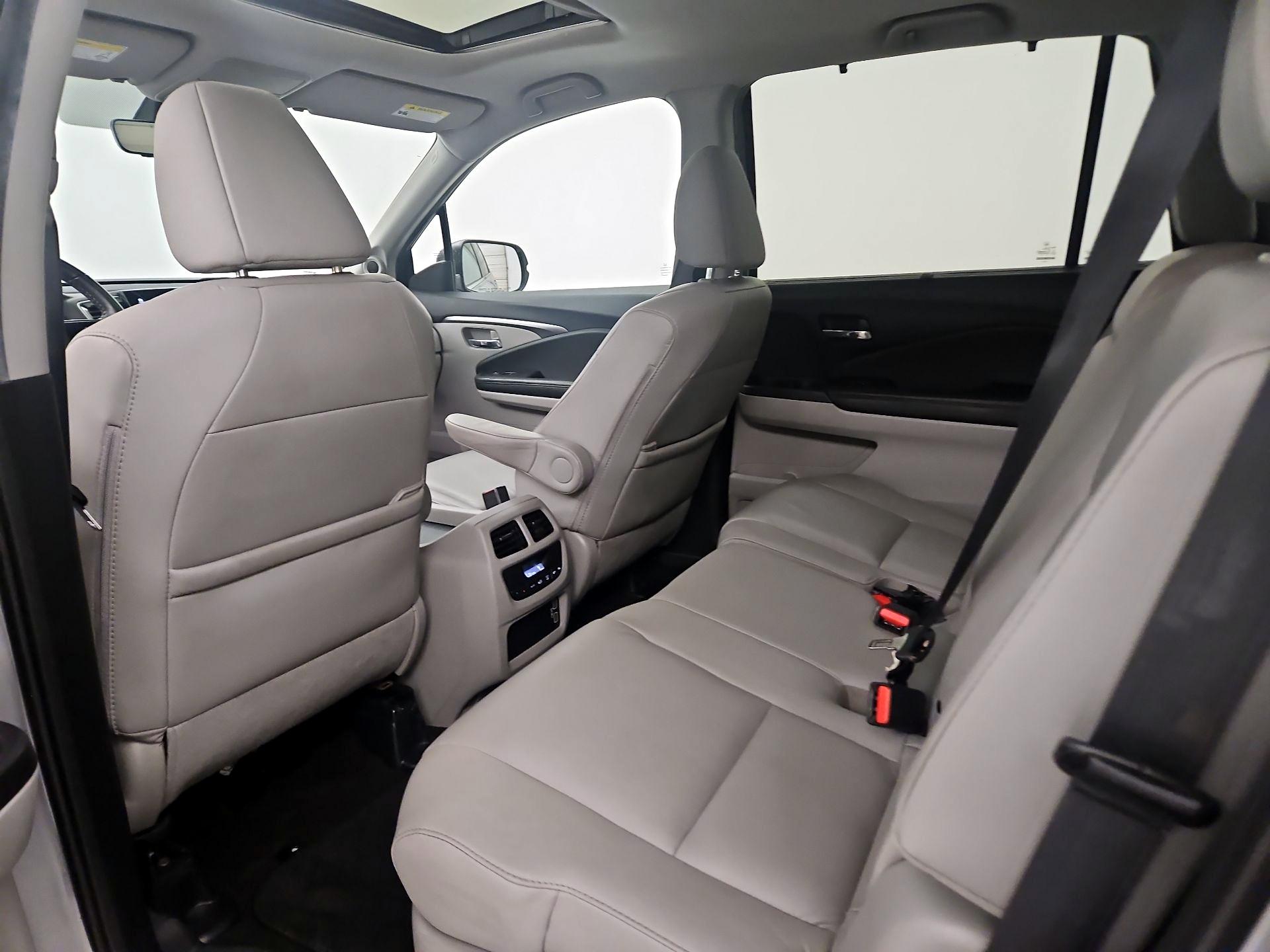 Thumbnail: 2022 Honda Pilot - 20