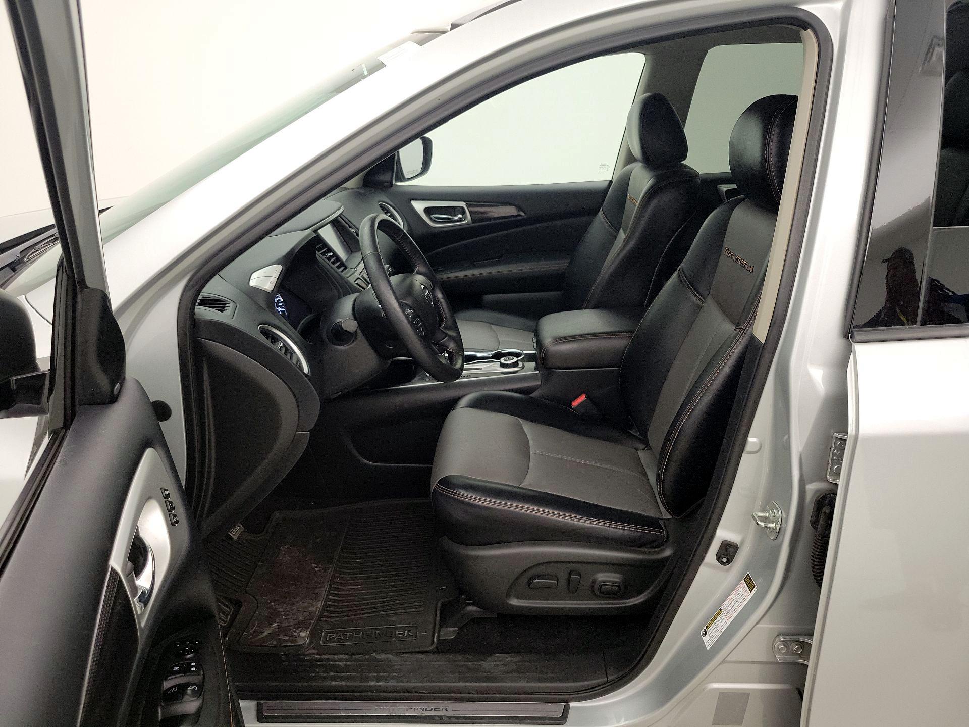 Thumbnail: 2020 Nissan Pathfinder - 11