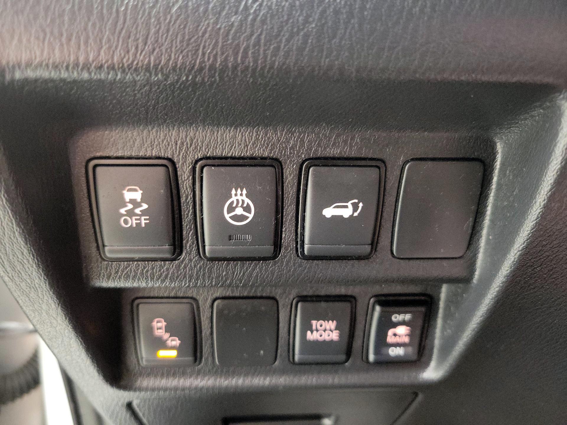 Thumbnail: 2020 Nissan Pathfinder - 13