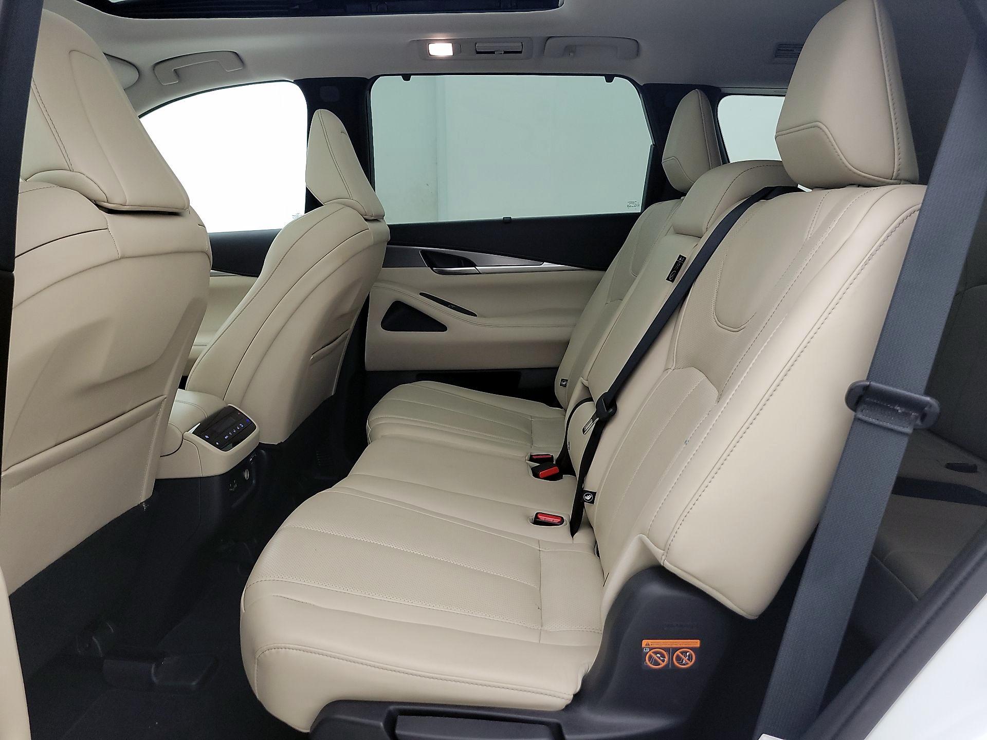 Thumbnail: 2023 INFINITI QX60 - 19