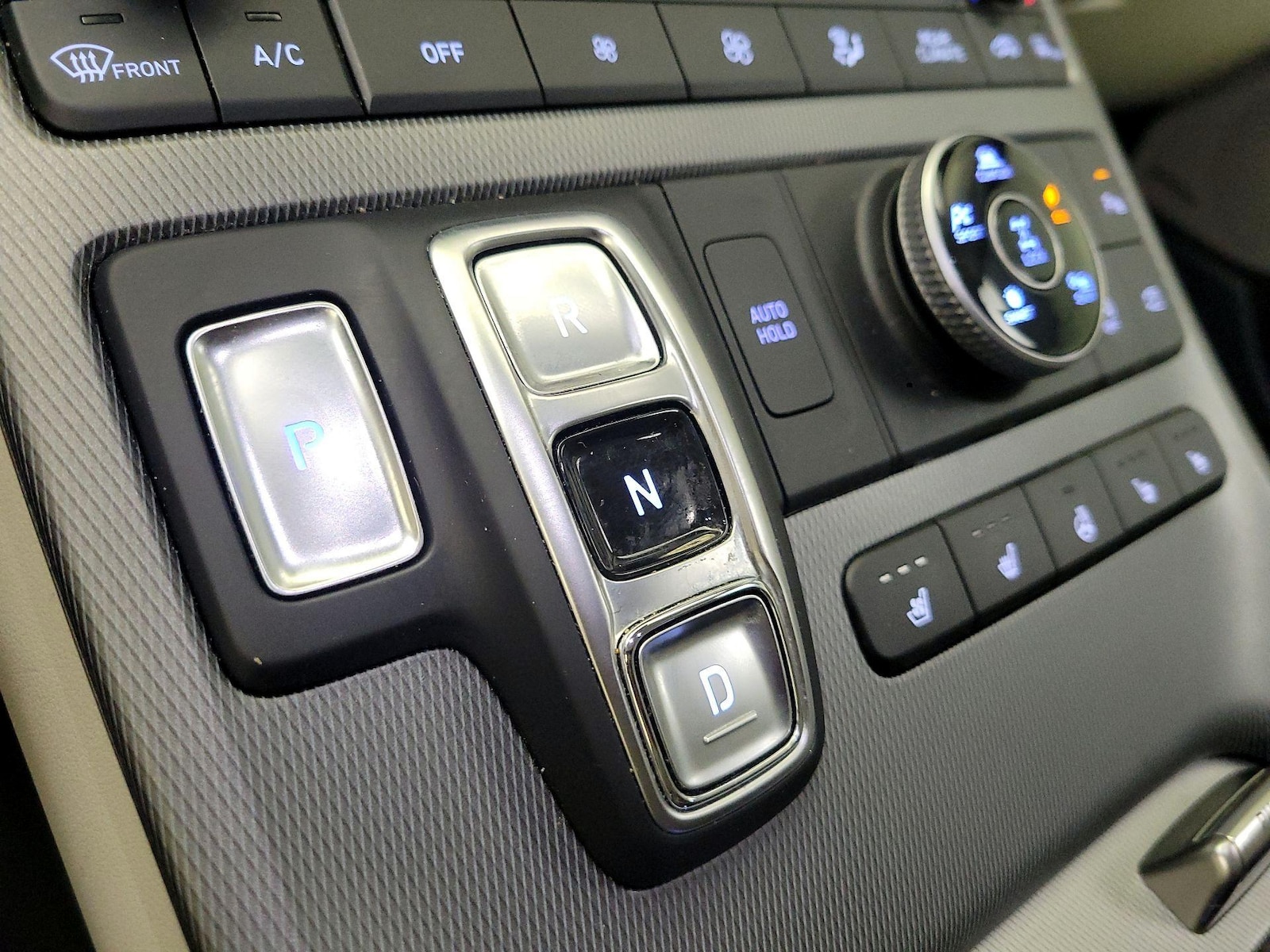 2023 Hyundai Palisade Limited - Photo 19
