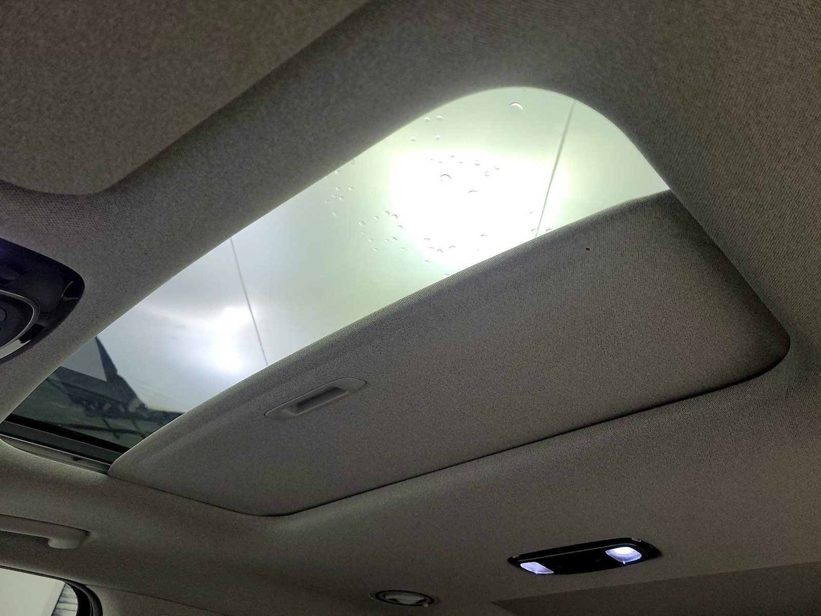 Sunroof(s) & Skylight(s)