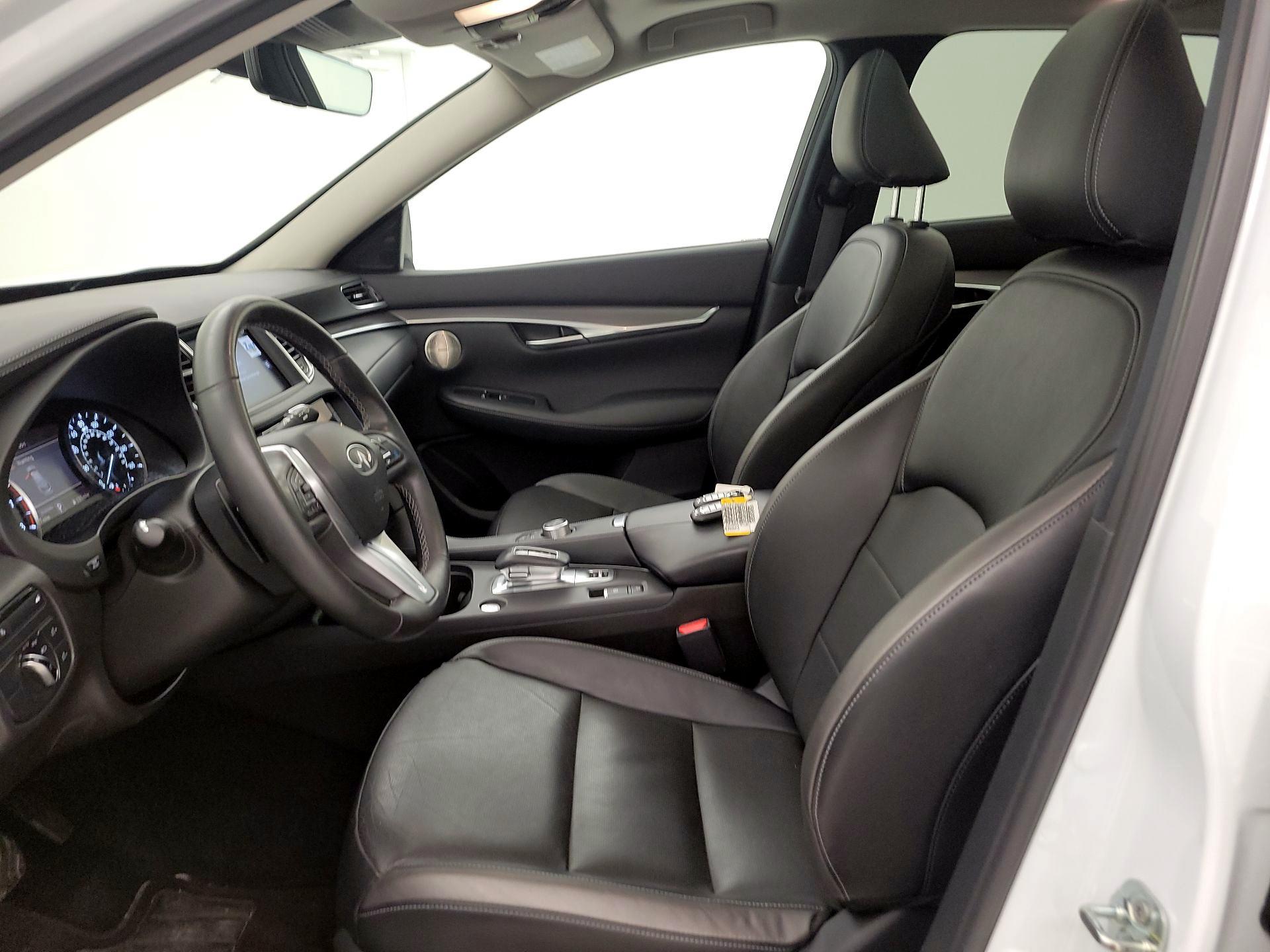 Thumbnail: 2023 INFINITI QX50 - 9