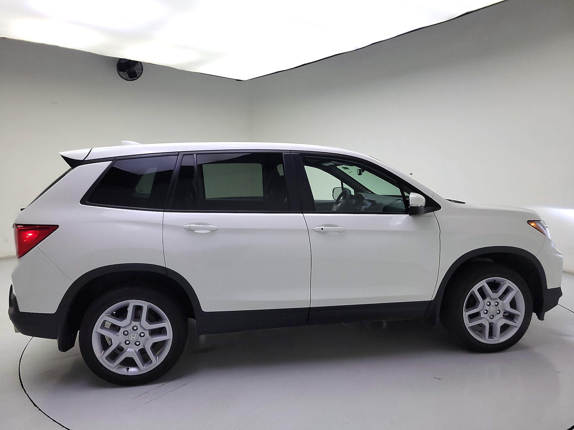 Thumbnail: 2025 Honda Passport - 4