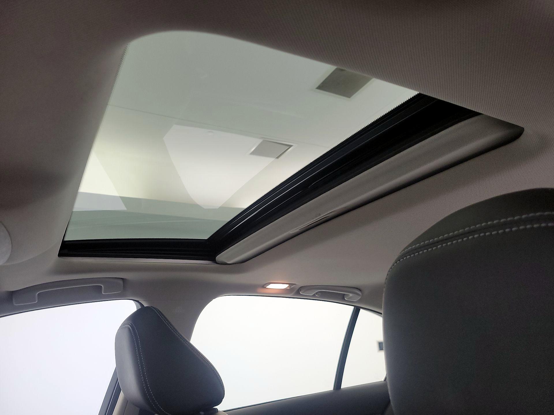 Thumbnail: 2023 INFINITI Q50 - 19