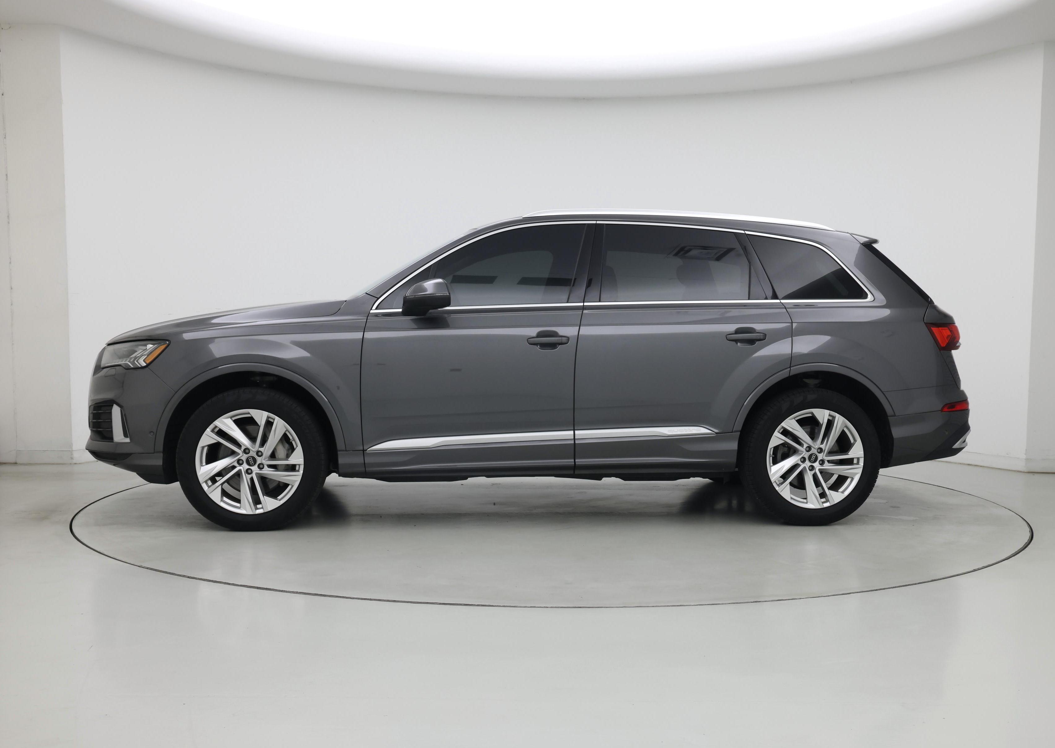 Thumbnail: 2023 Audi Q7 - 3