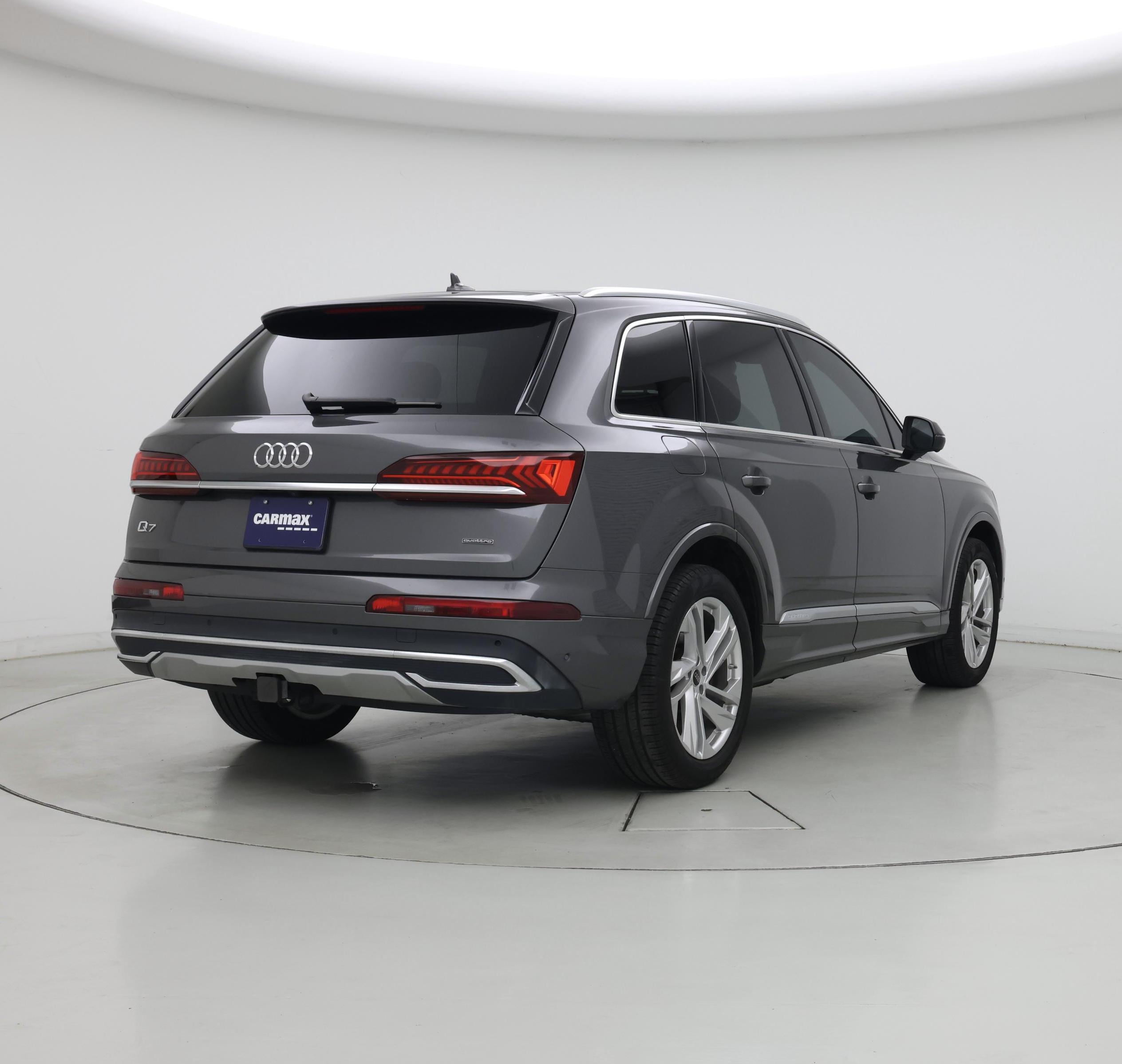Thumbnail: 2023 Audi Q7 - 8
