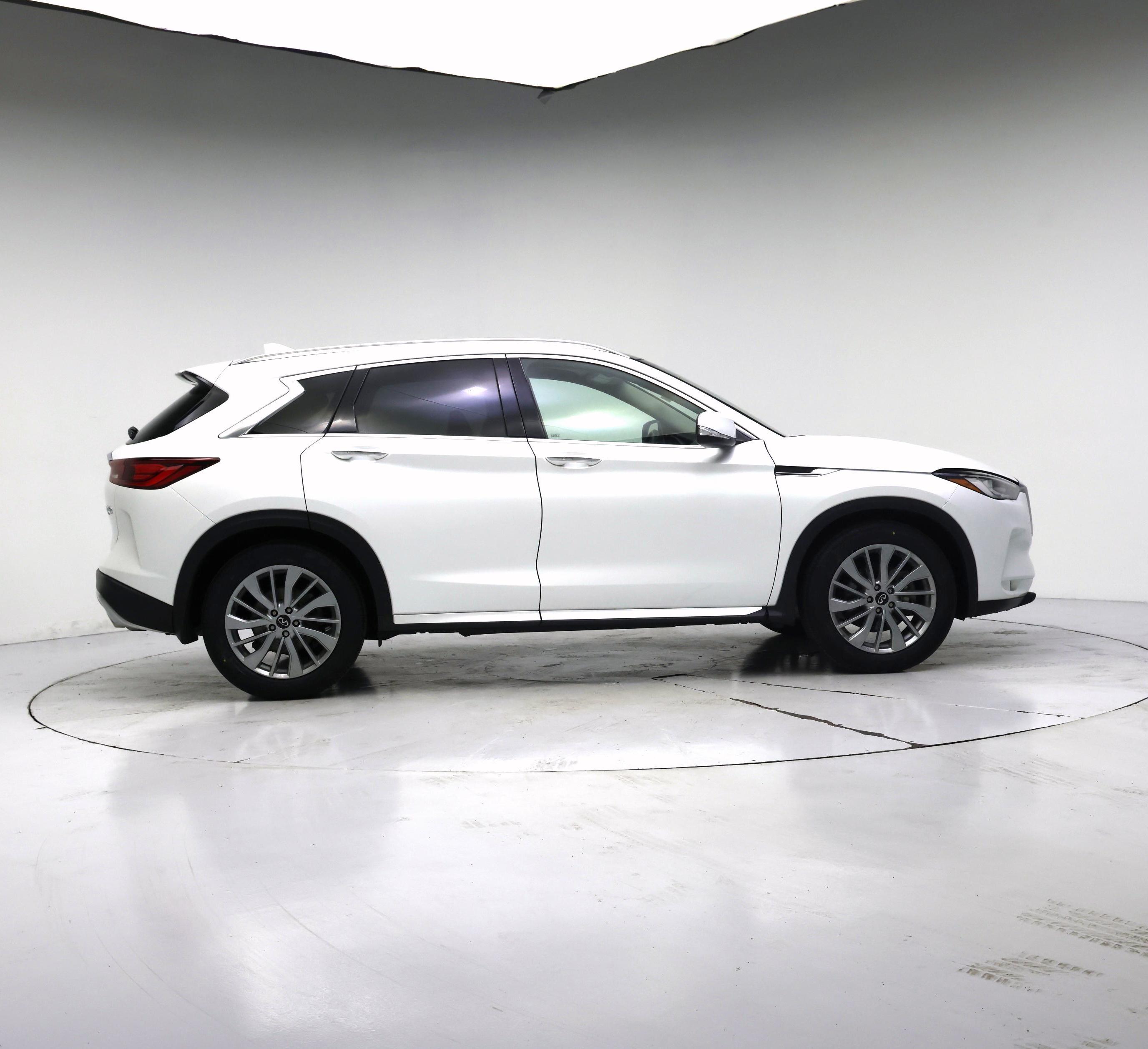Thumbnail: 2023 INFINITI QX50 - 7