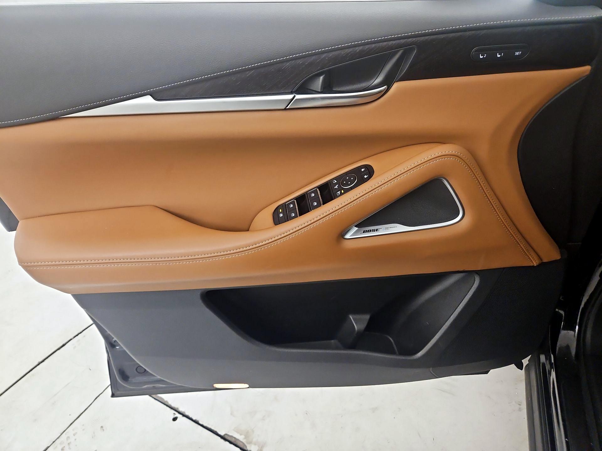 Thumbnail: 2023 INFINITI QX60 - 12