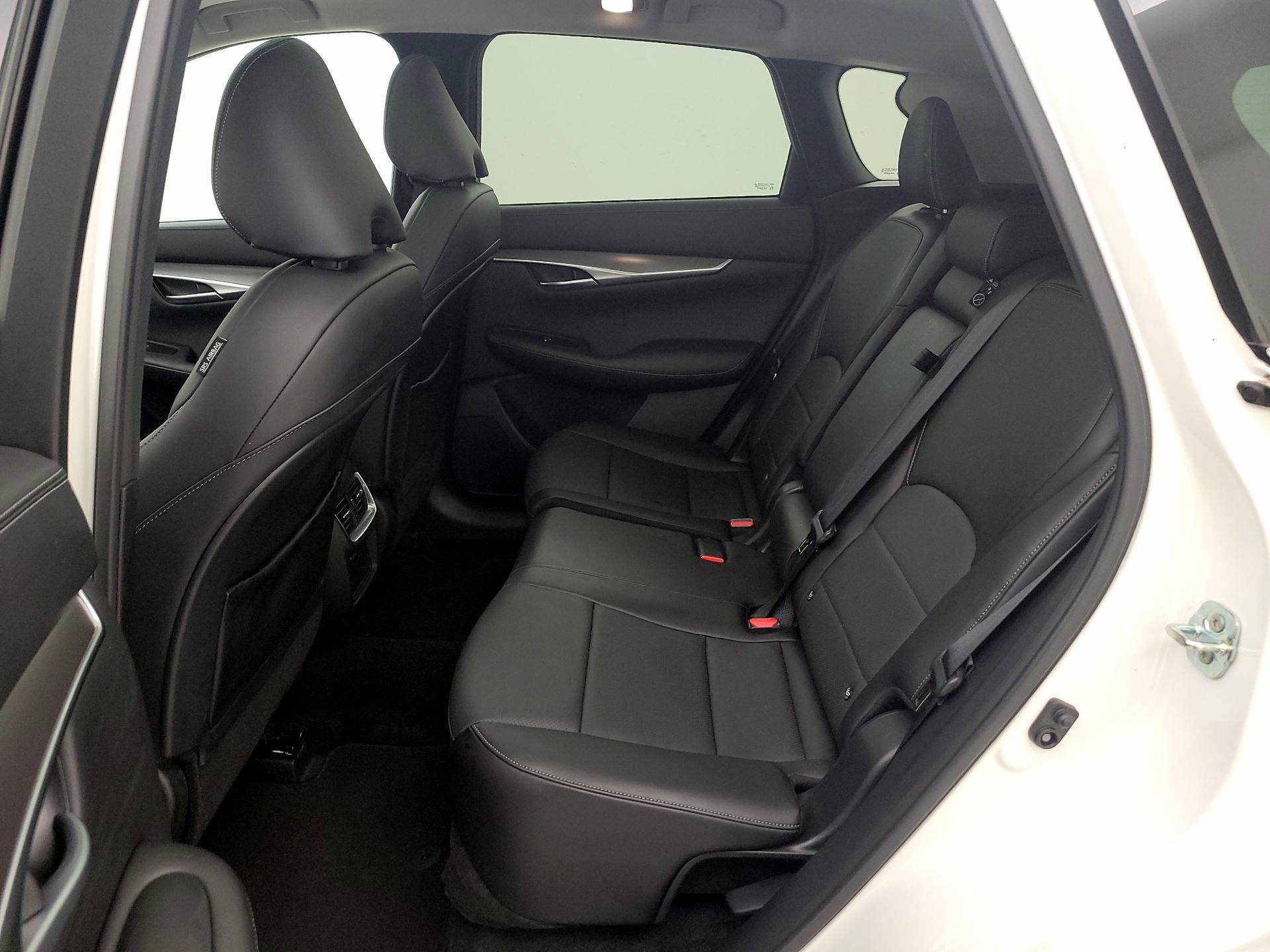 Thumbnail: 2022 INFINITI QX50 - 18