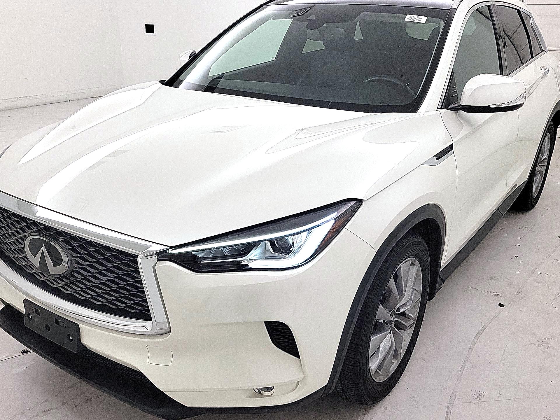 Thumbnail: 2022 INFINITI QX50 - 3