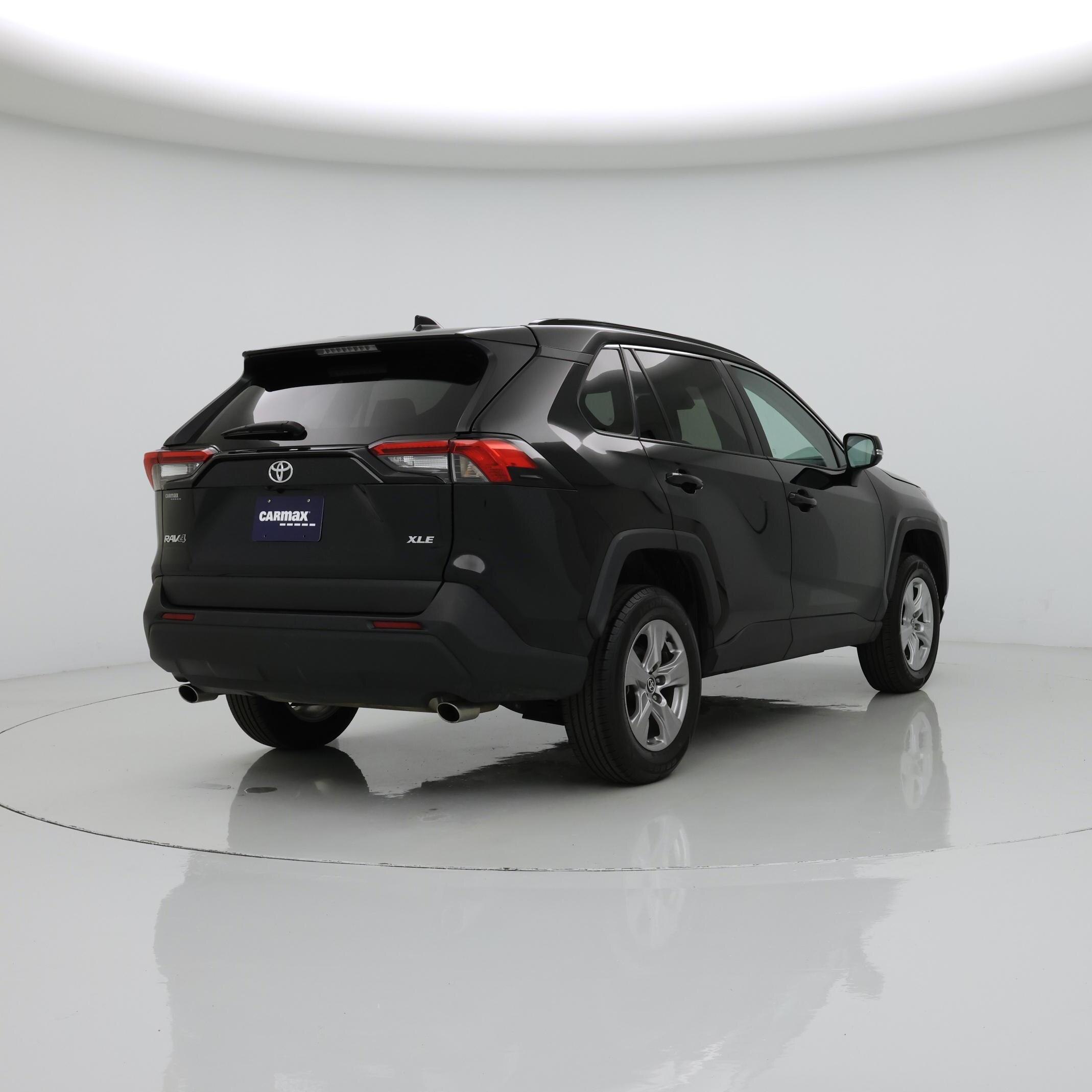 Thumbnail: 2023 Toyota RAV4 - 8