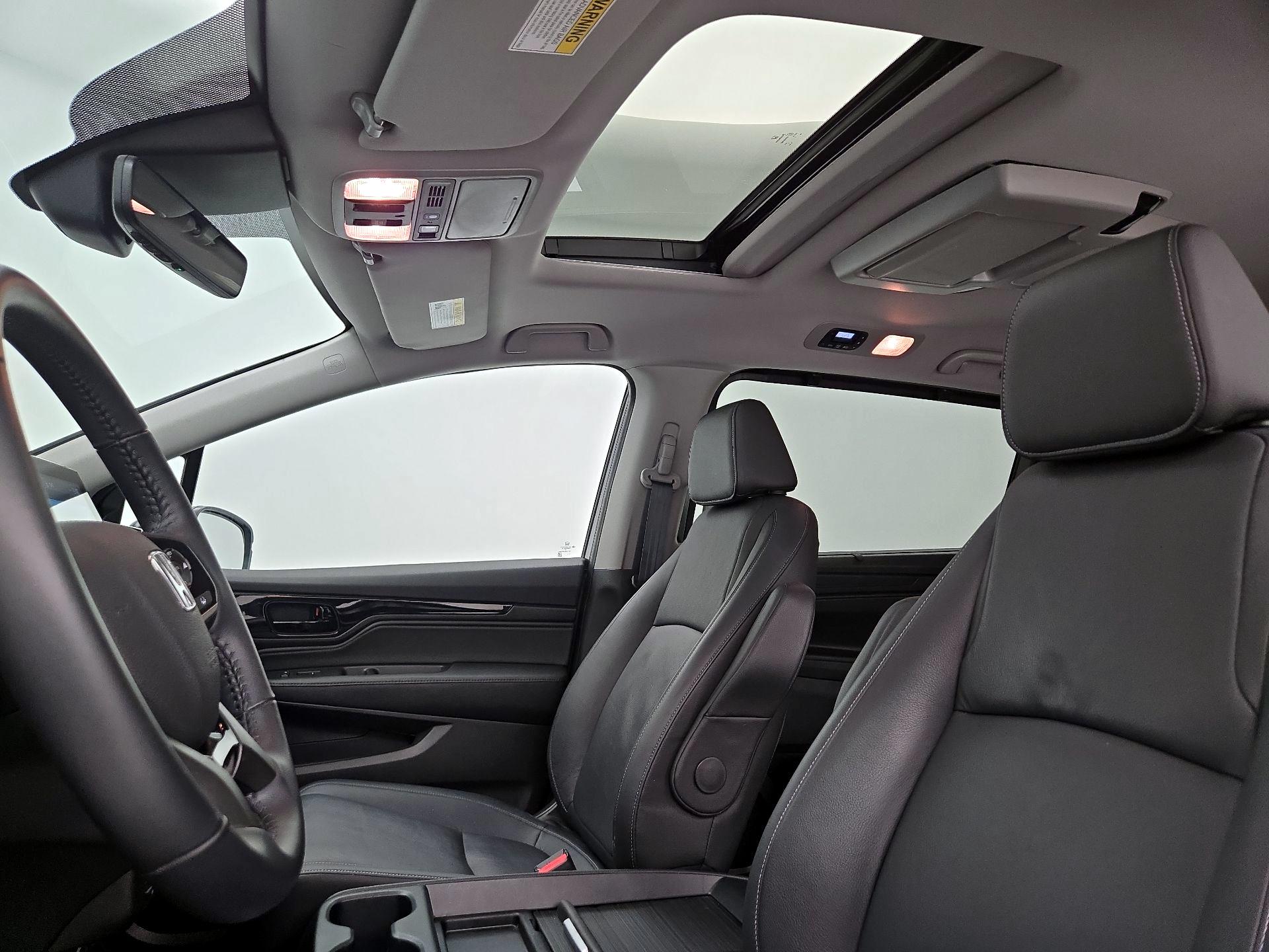 Thumbnail: 2023 Honda Odyssey - 20