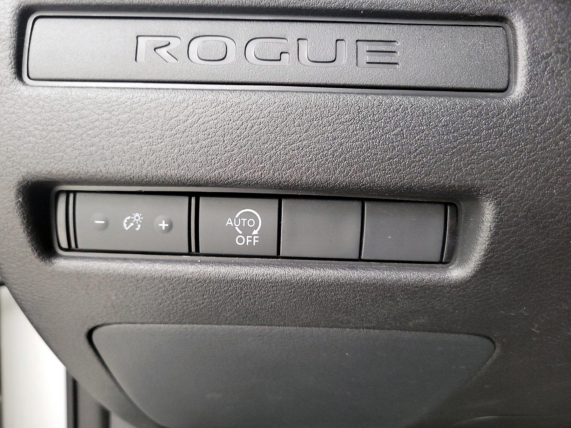 Thumbnail: 2024 Nissan Rogue - 11