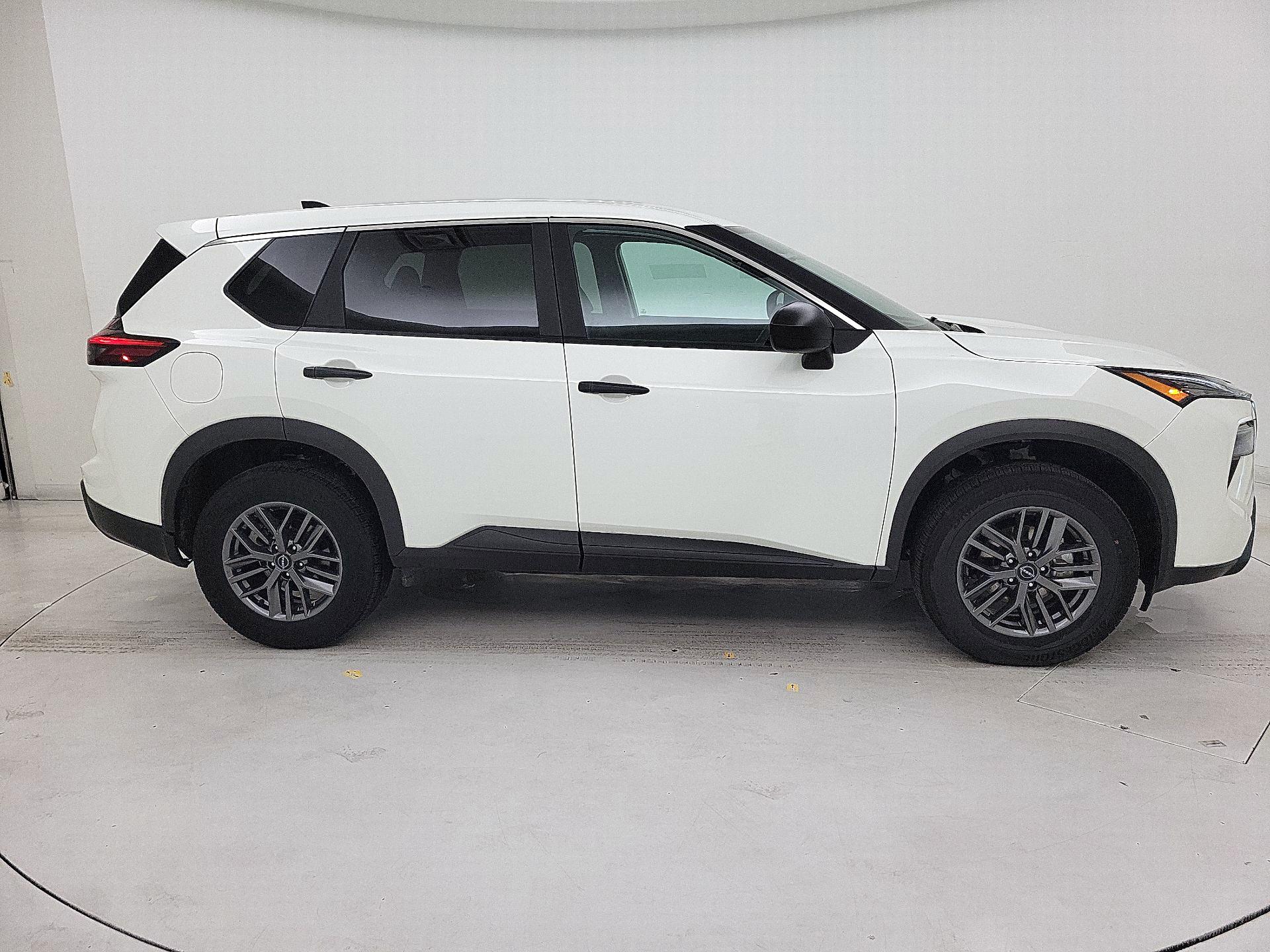 Thumbnail: 2024 Nissan Rogue - 4