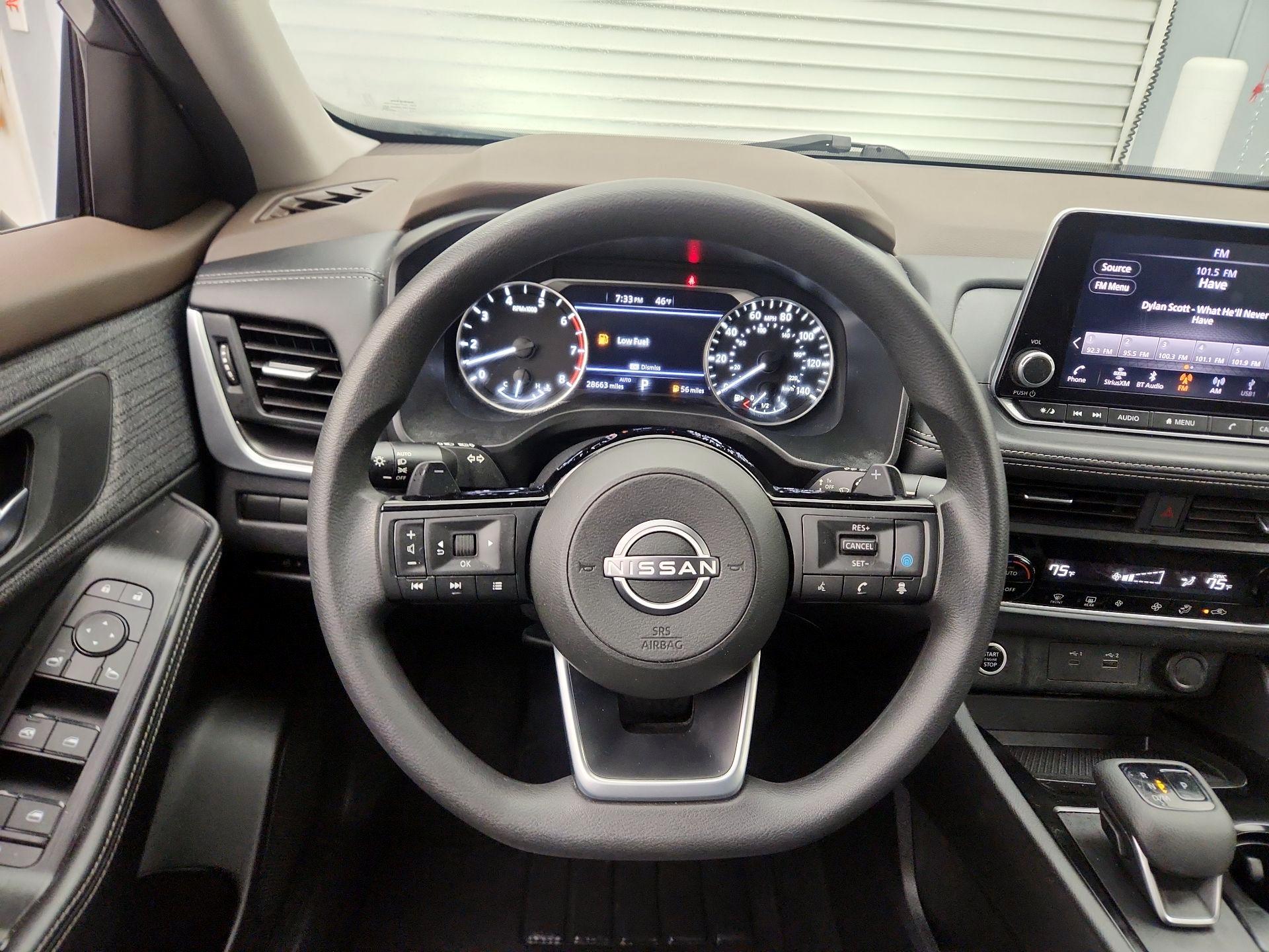 Thumbnail: 2023 Nissan Rogue - 10