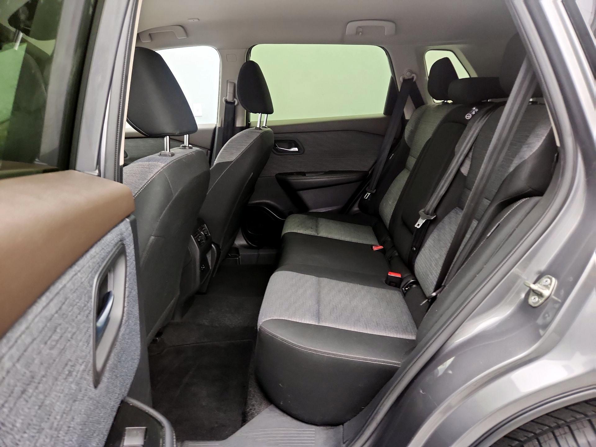 Thumbnail: 2023 Nissan Rogue - 19